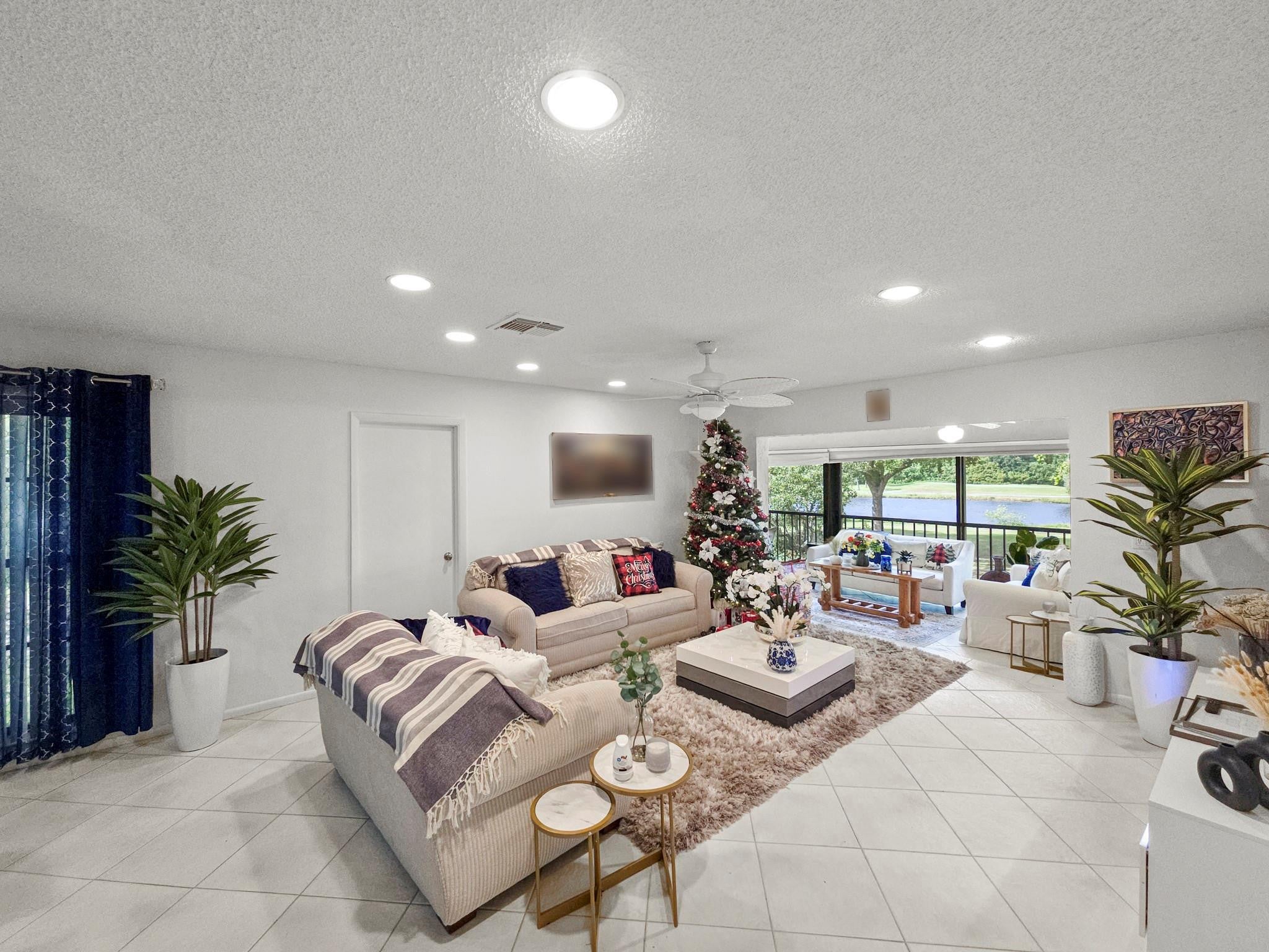 9286 Vista Del Lago 35B — photo