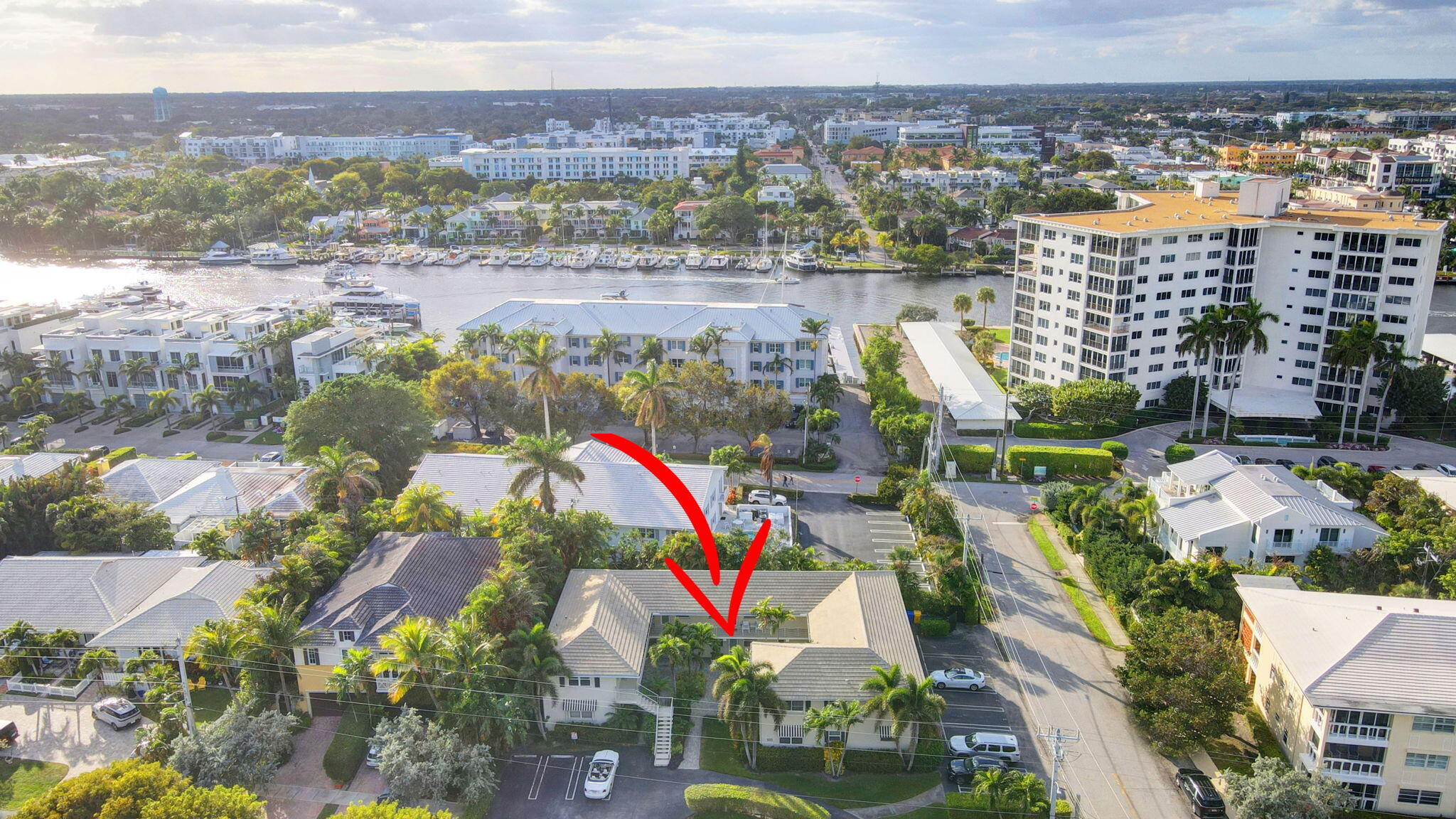 100 Venetian Drive 3 — photo