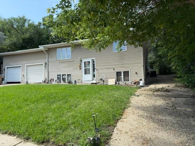 816 Hiawatha St SE — photo