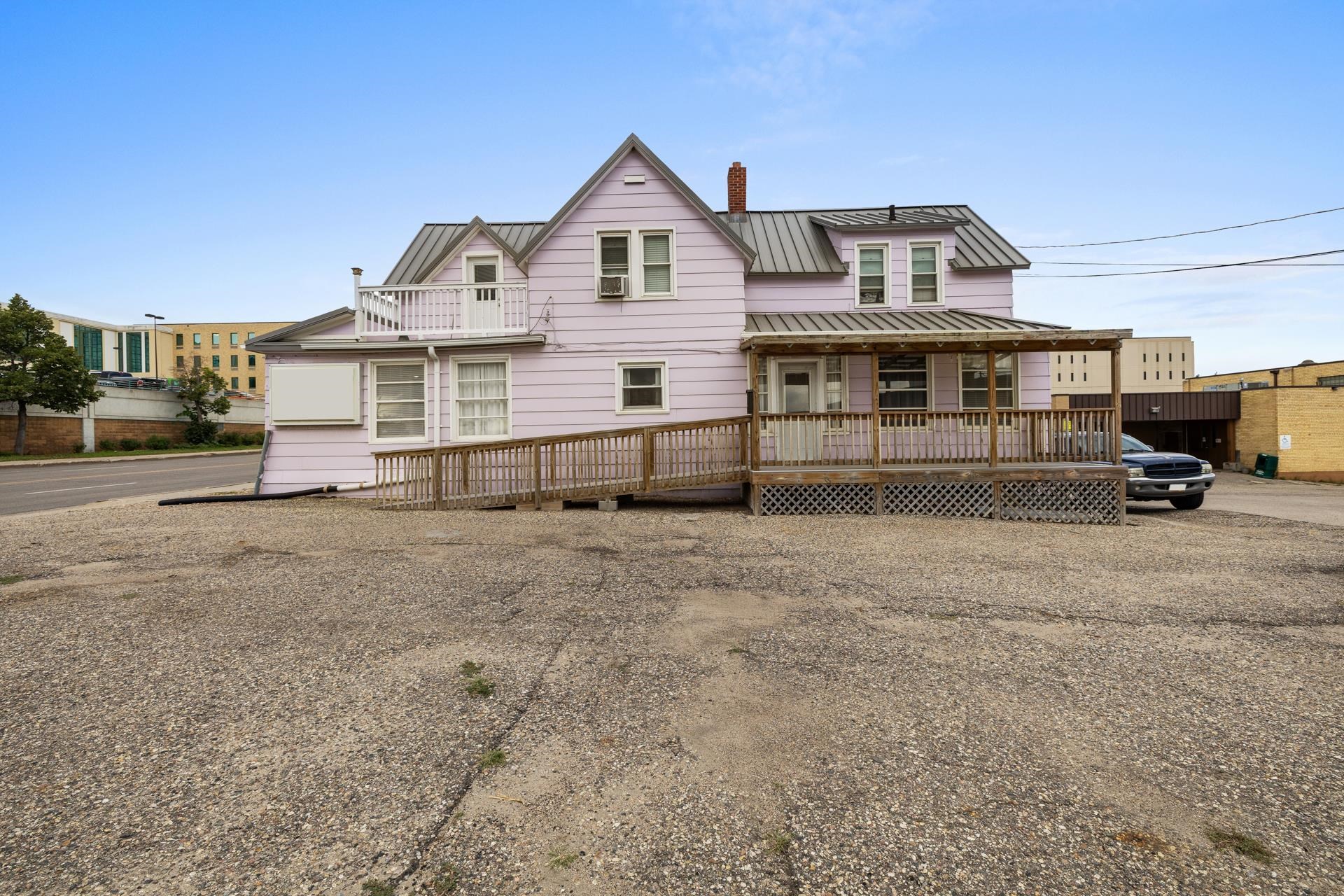 417 Burdick Expy E — photo