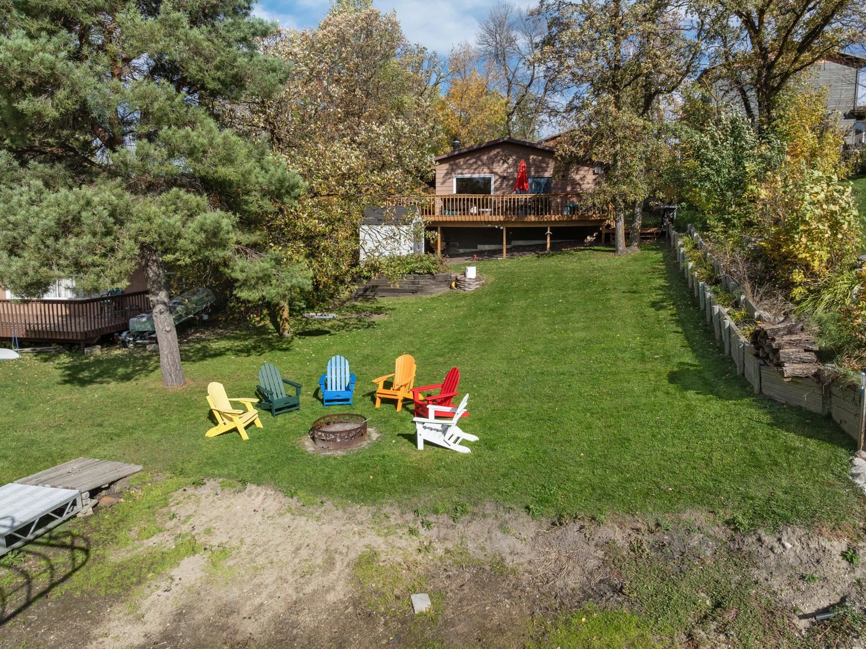 46 Longview Rd W — photo