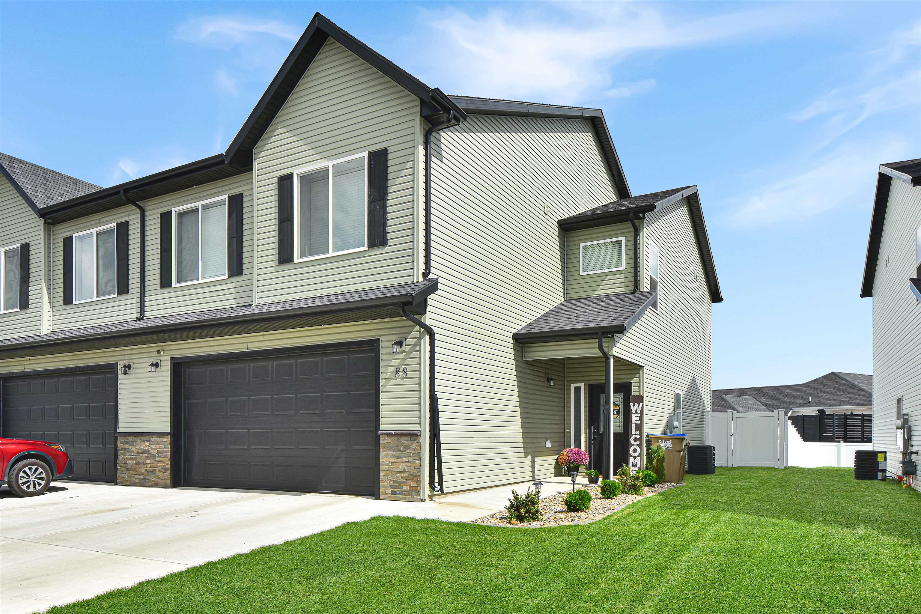 88 Mulberry Loop NE — photo