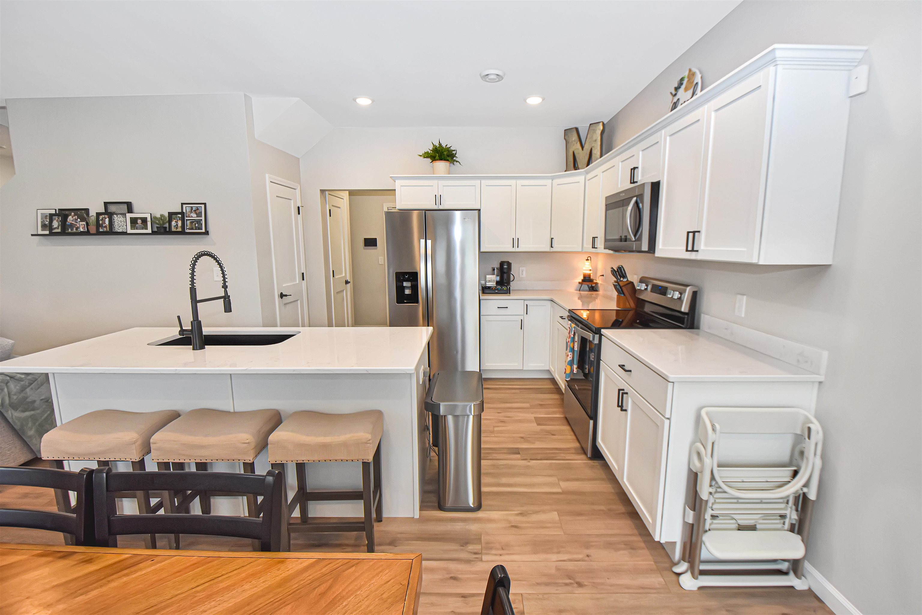 88 Mulberry Loop NE, Minot, ND 58703 — photo 2