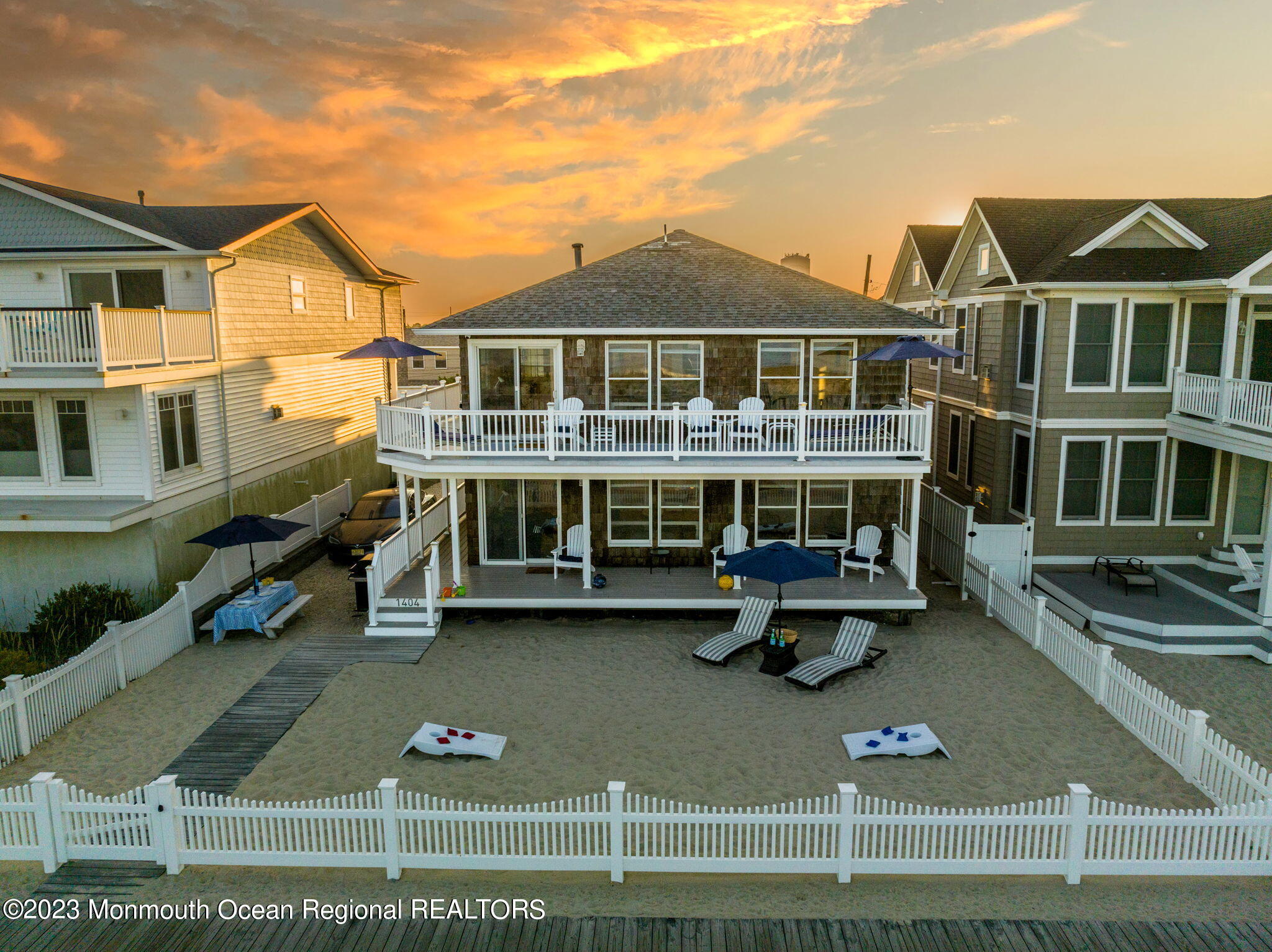 1404 Oceanfront Upper — photo