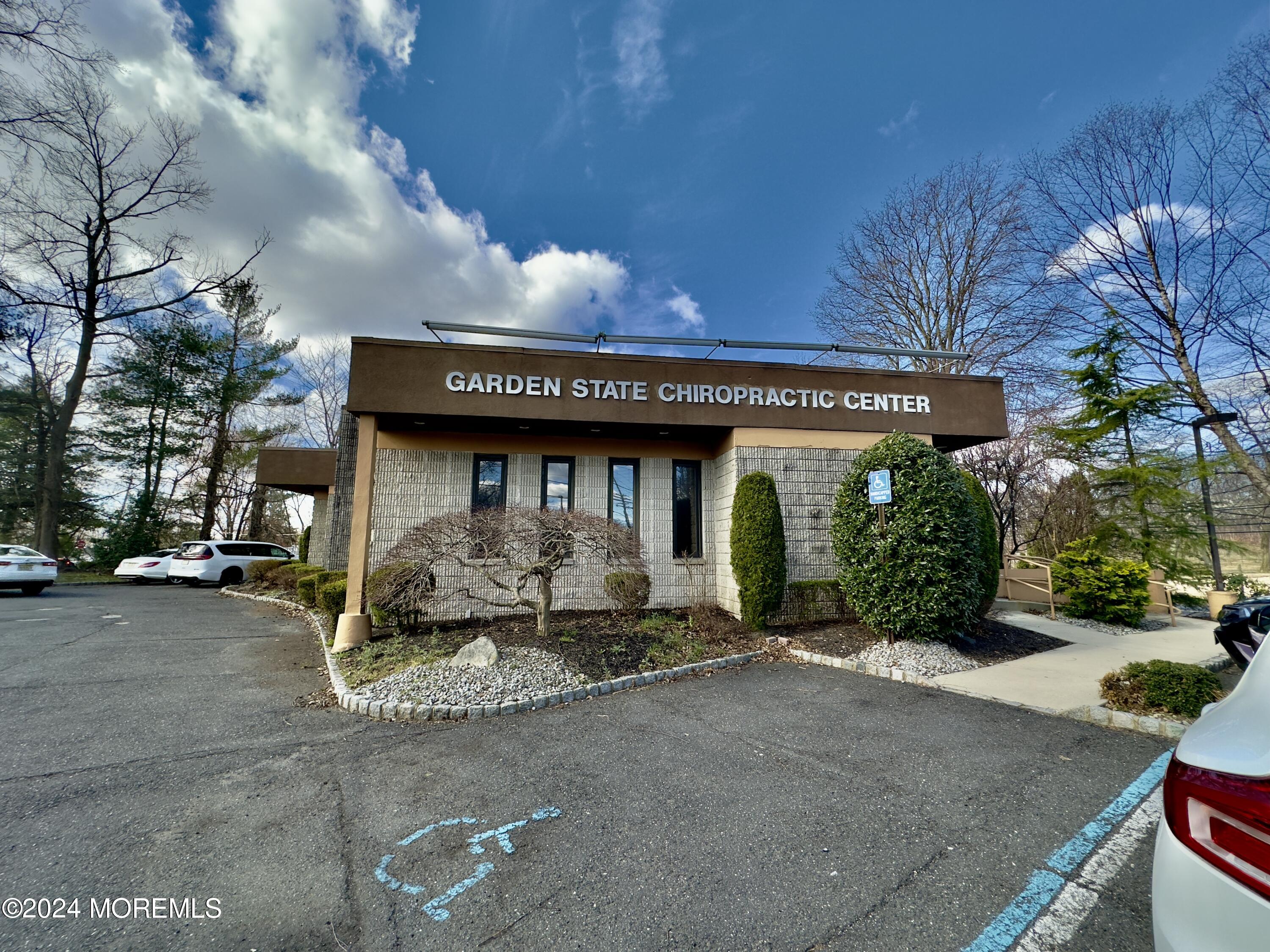 711 Tennent Road — photo
