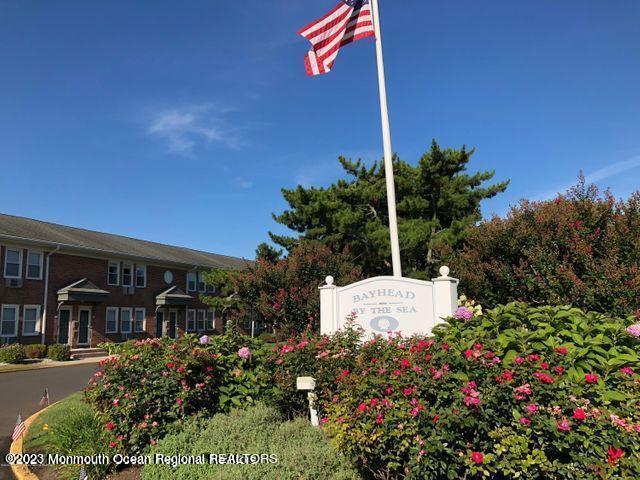 310 Maryland Avenue 20 B — photo