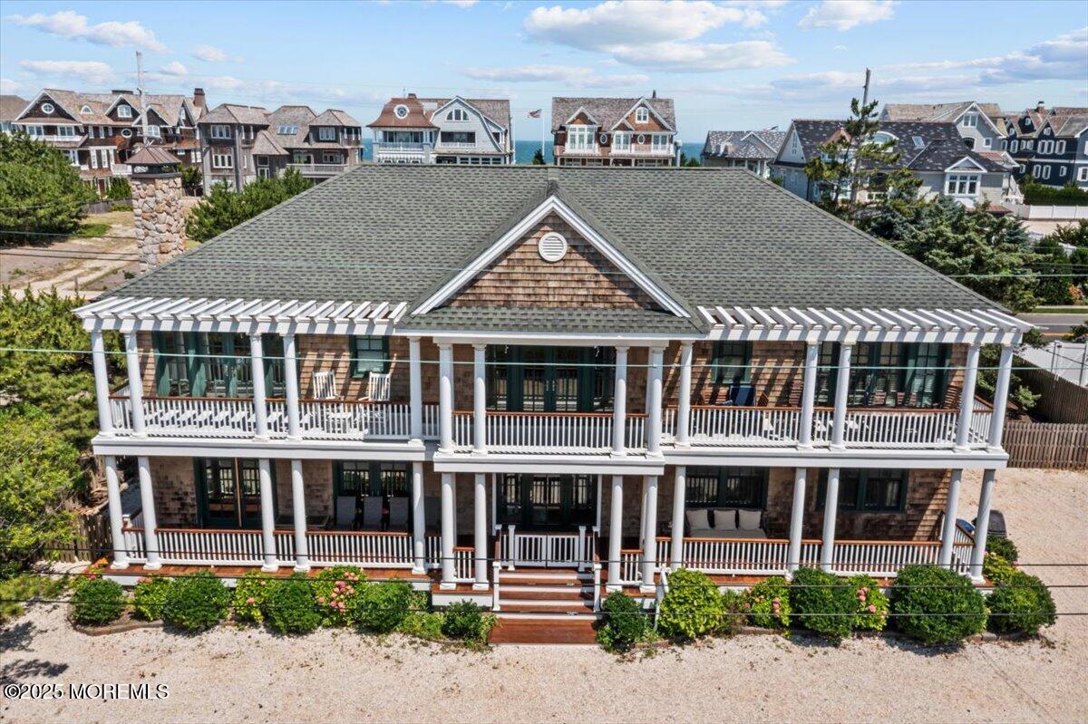 1043 Barnegat Lane — photo