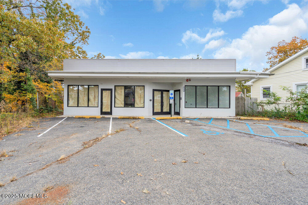 736 Mantoloking Road — photo