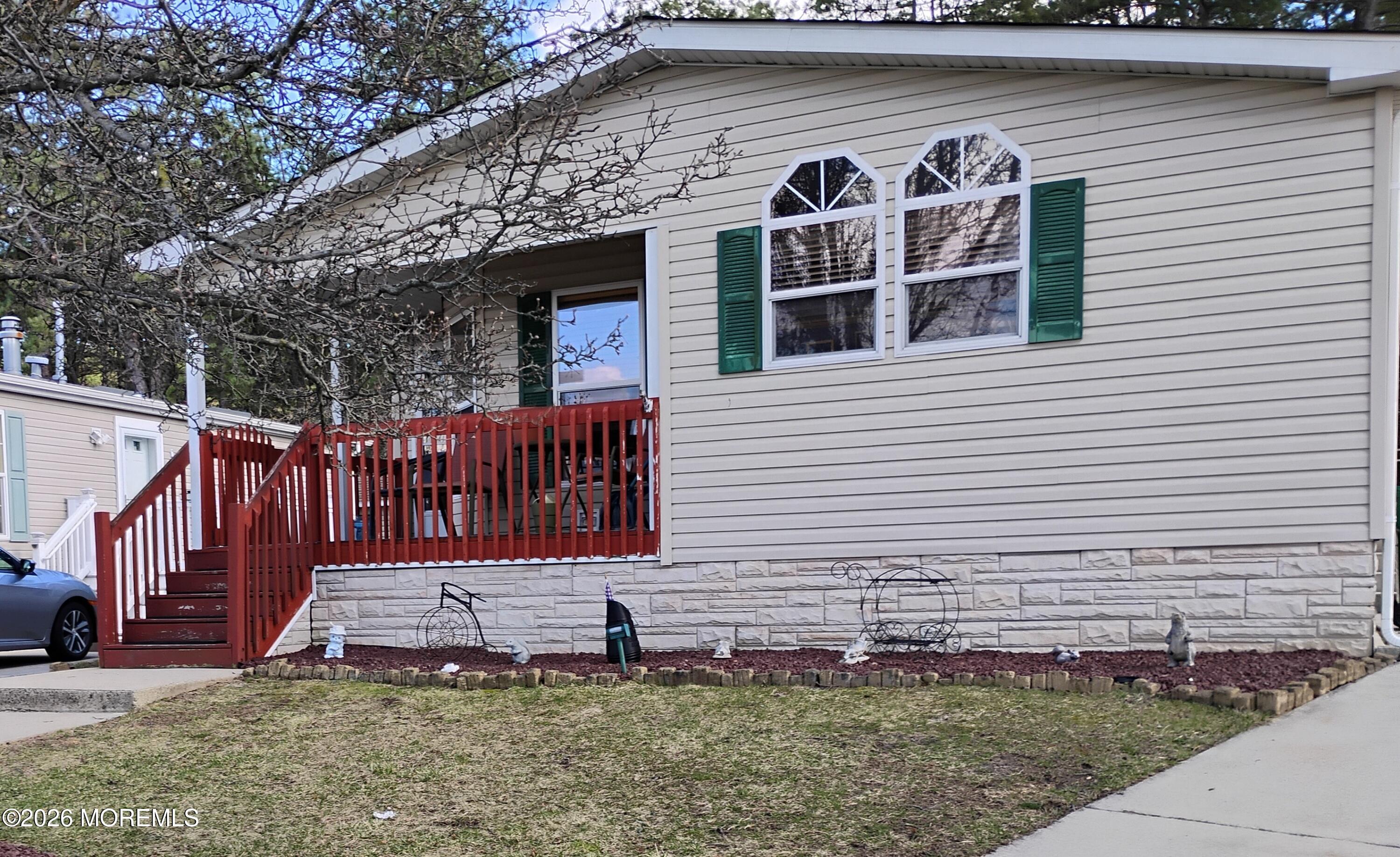 1208 Winding Brook Way — photo