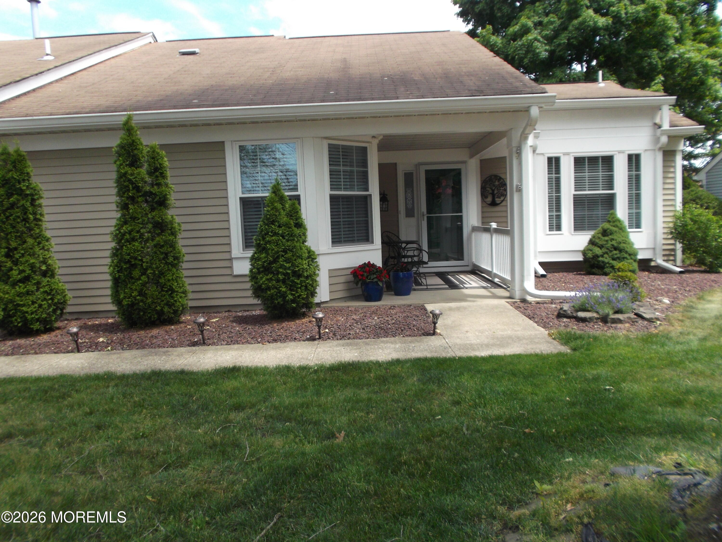 1156B Thornbury Lane, Manchester, NJ 08759 — photo 2