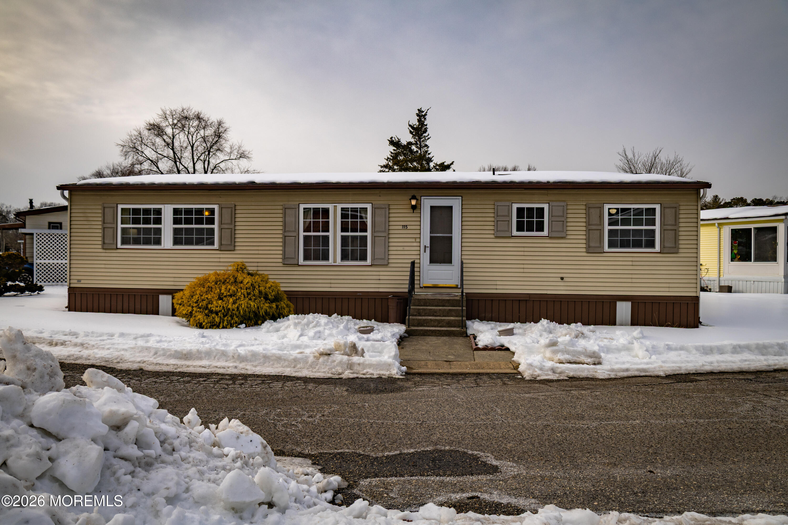 115 Douglas Drive — photo