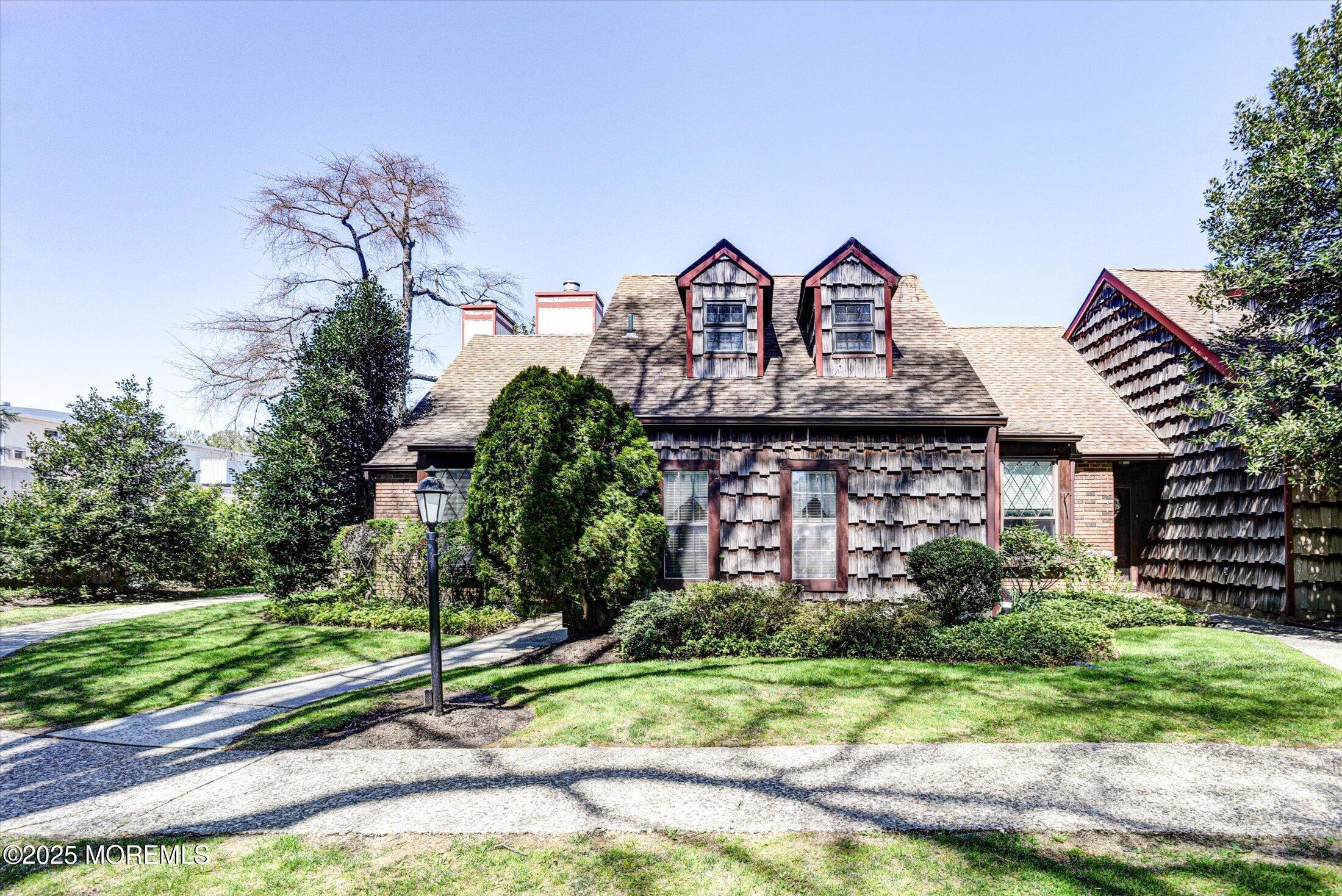 55 Cheshire Square — photo