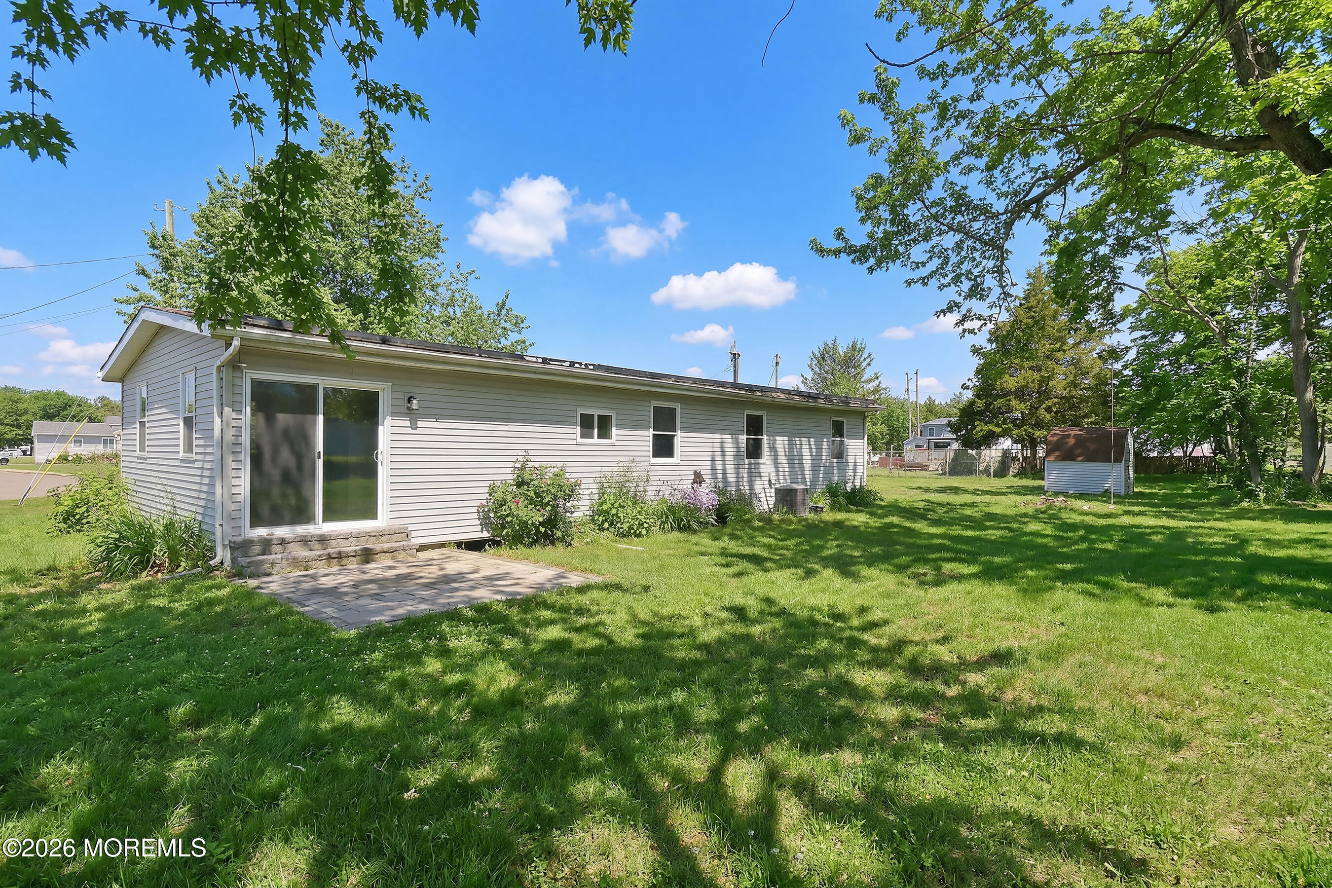 105 Floyd Lane — photo
