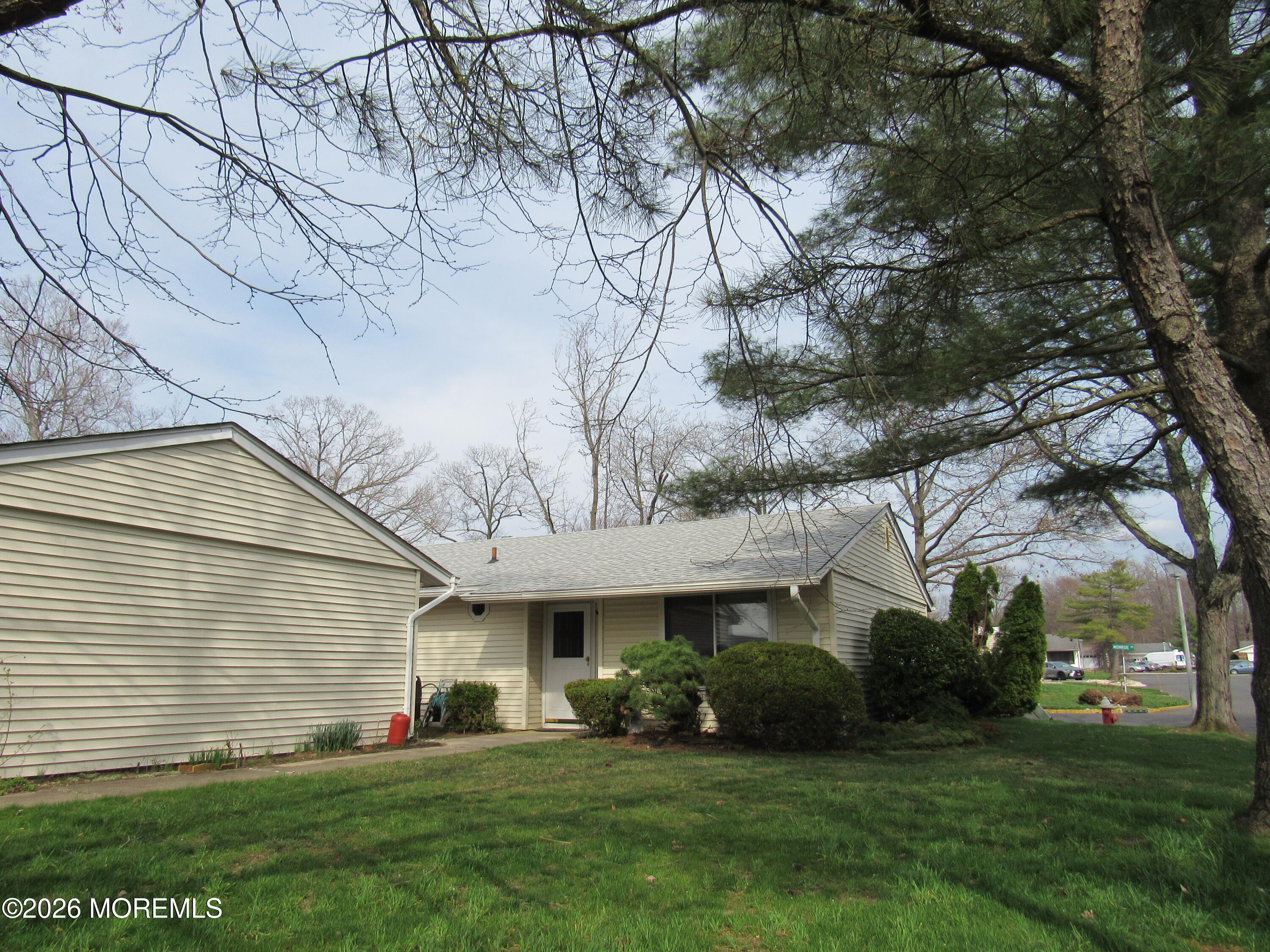 264B Crosse Drive — photo