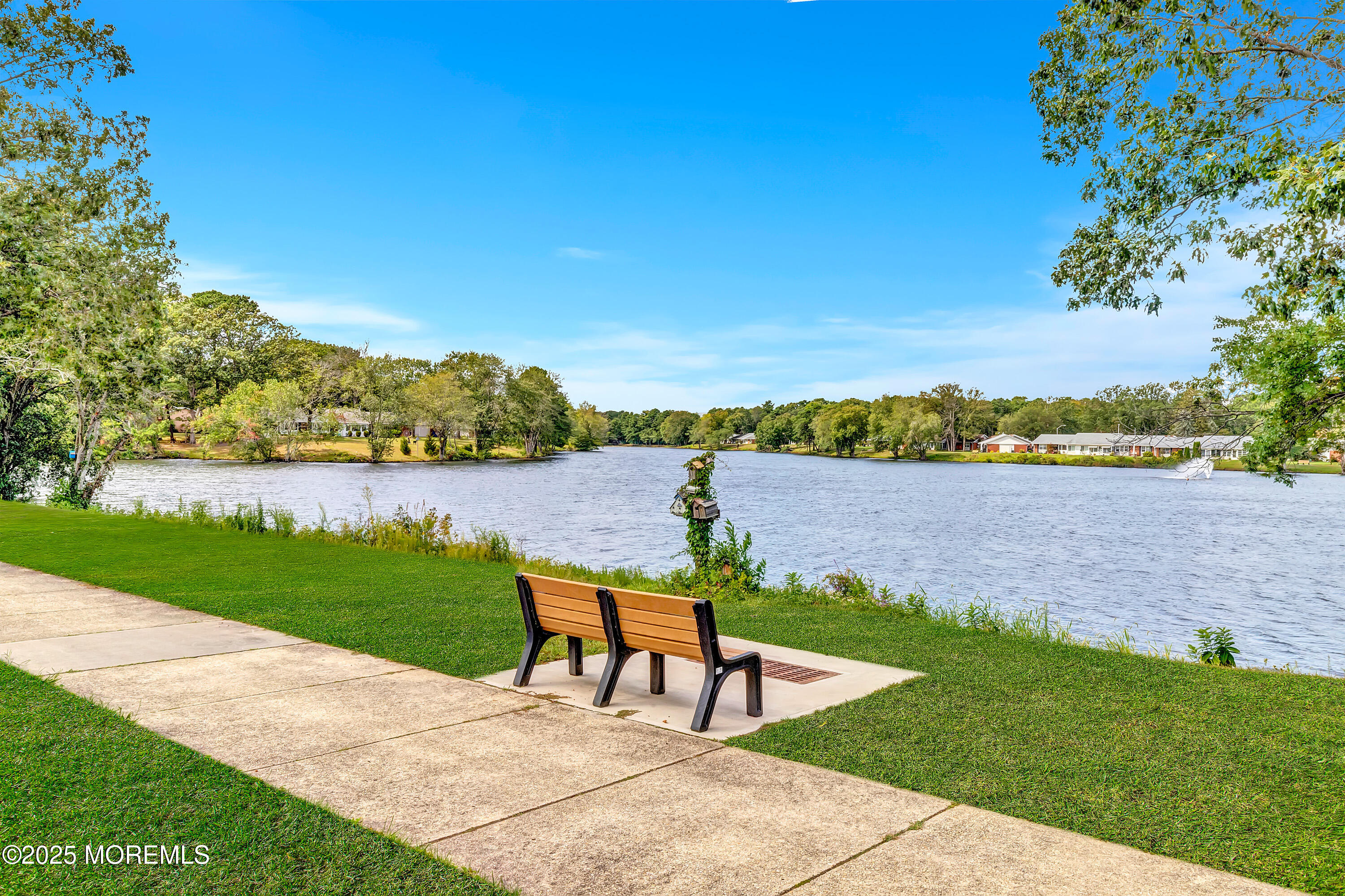 39M Cambridge Court — photo