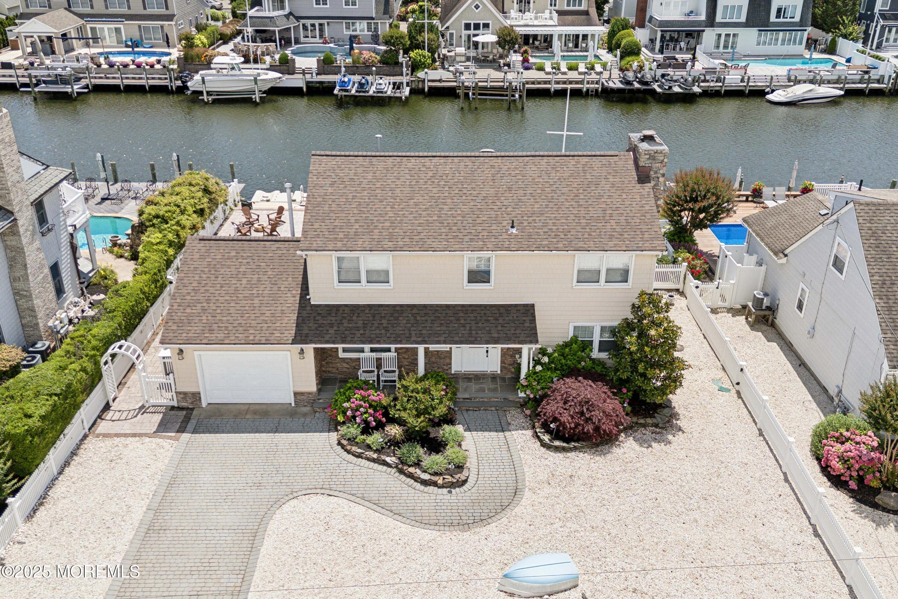 242 Curtis Point Drive — photo