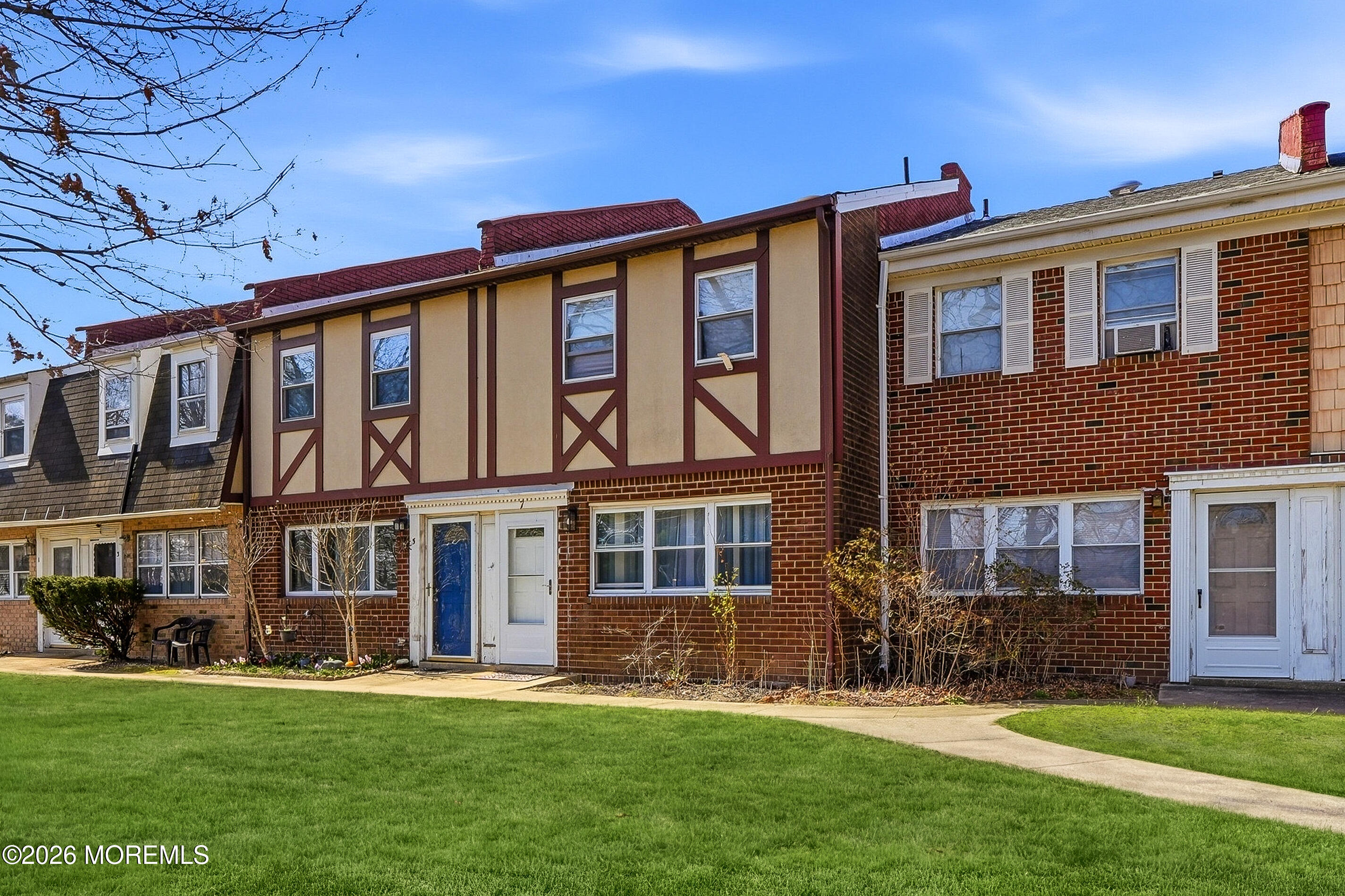 7 Briar Mills Drive — photo