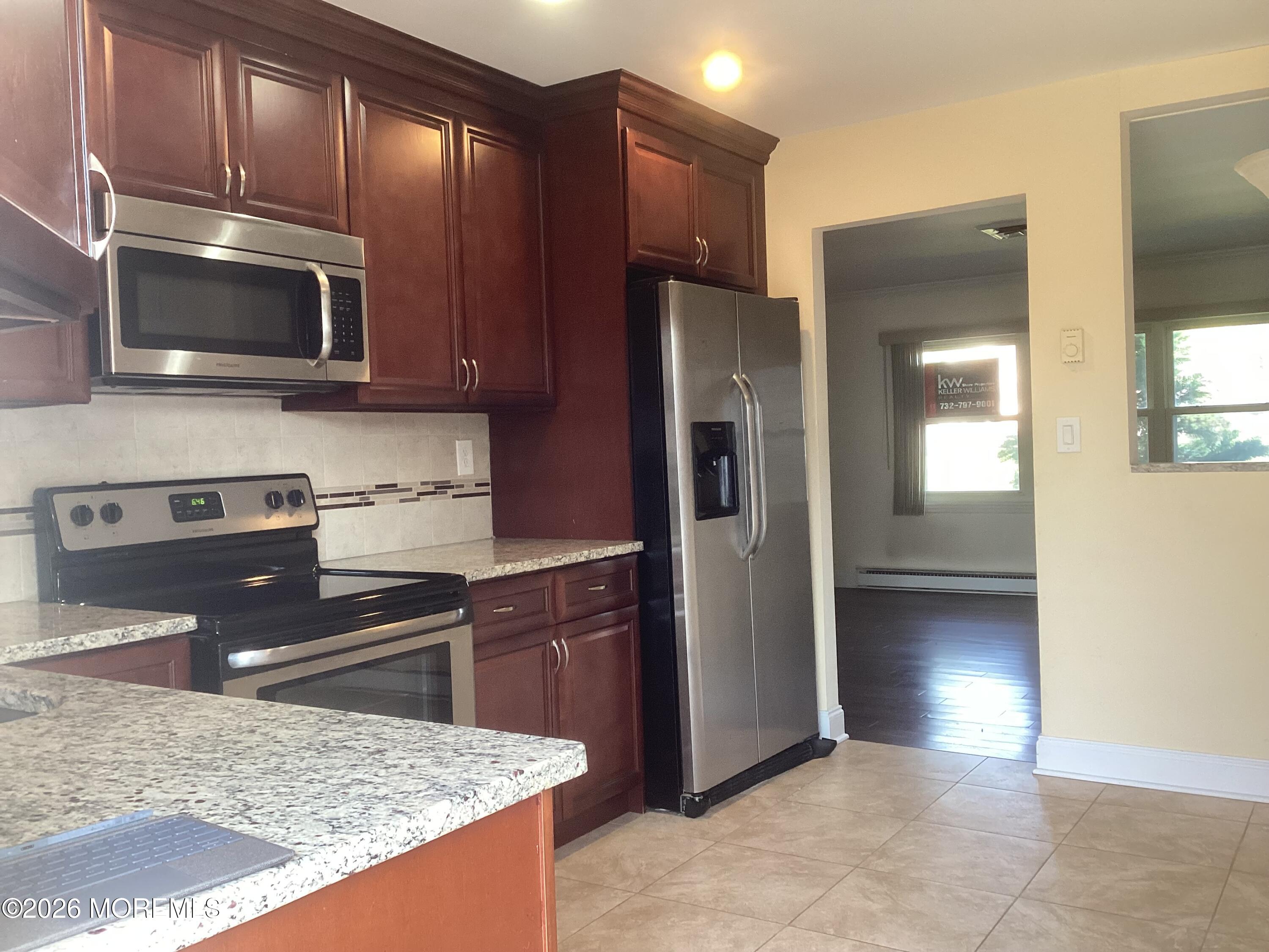 644 Plymouth Drive B — photo