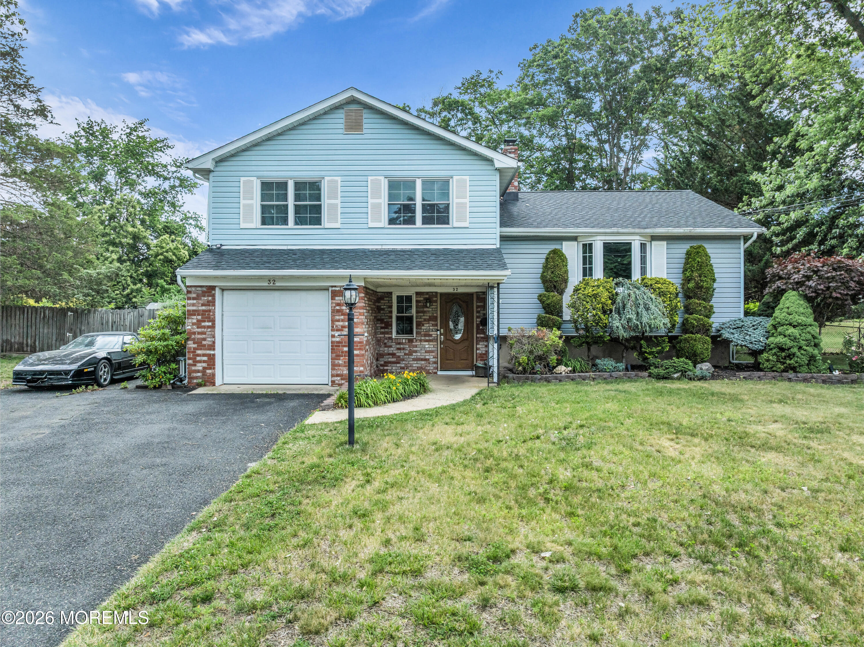 32 Brunswick Drive — photo