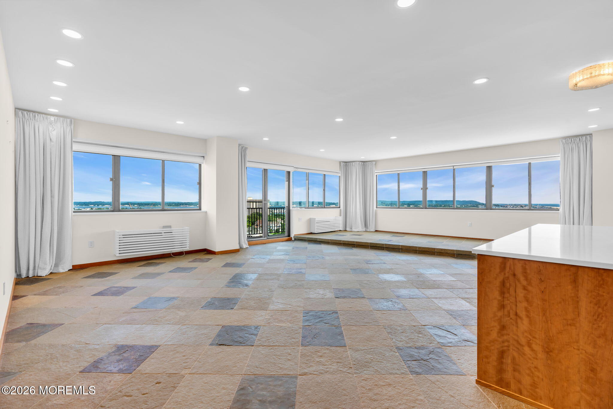 55 Ocean Avenue Ph B — photo