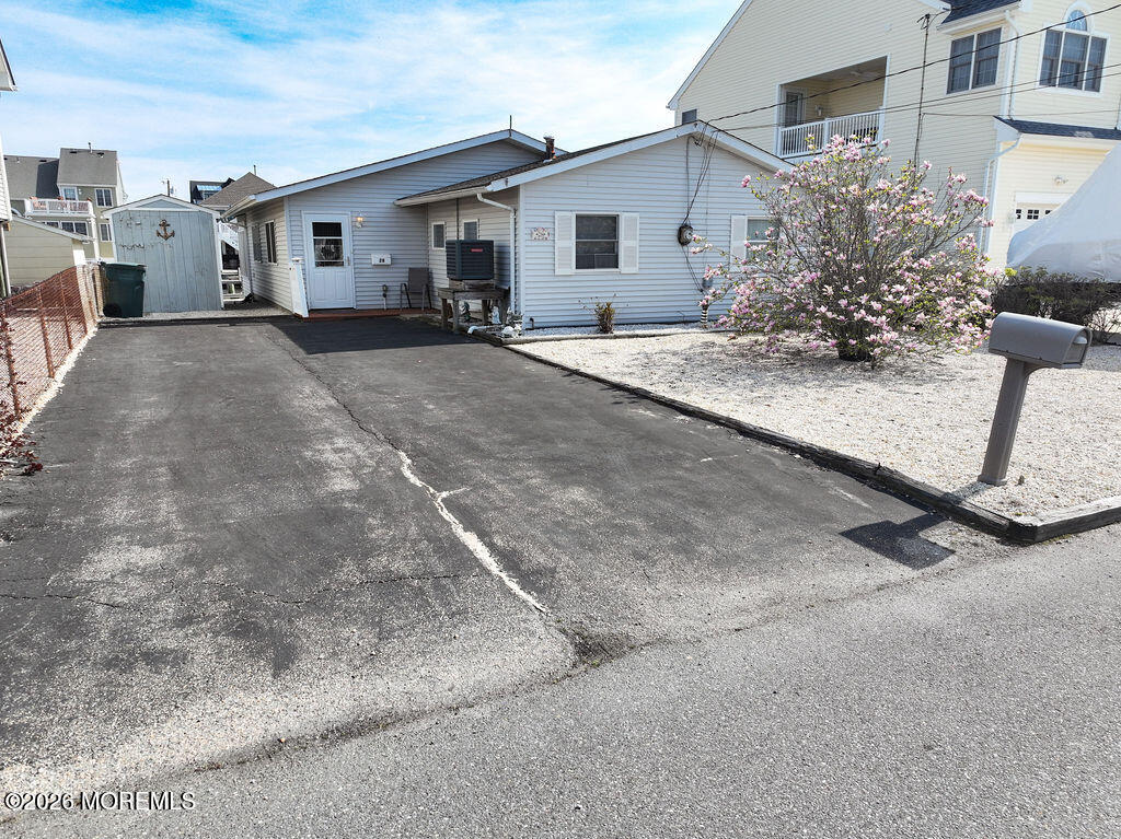 28 W Hudson Drive — photo