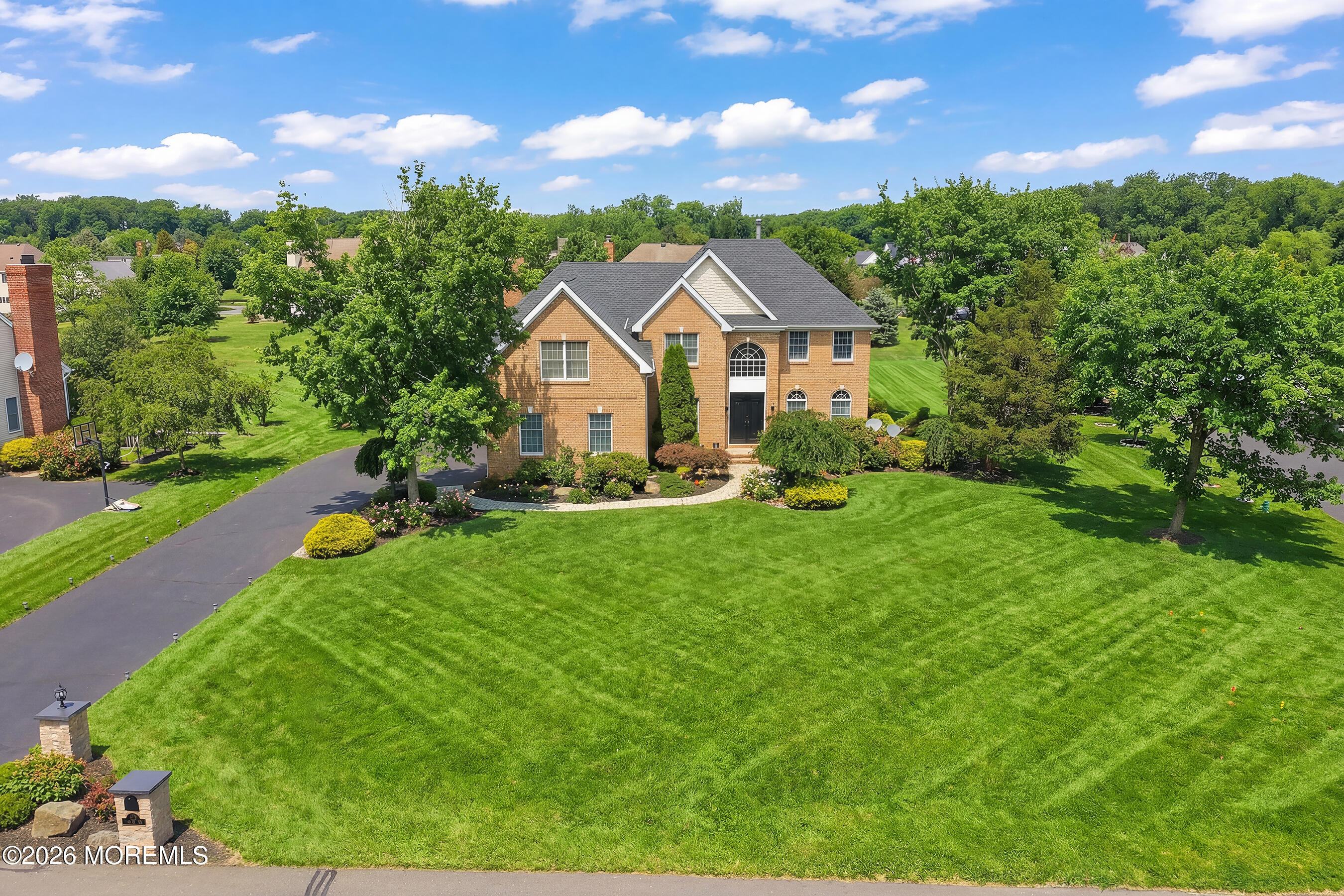 14 Barnyard Court — photo