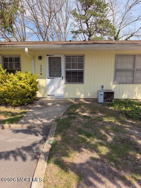 307 W Malvern Court B — photo