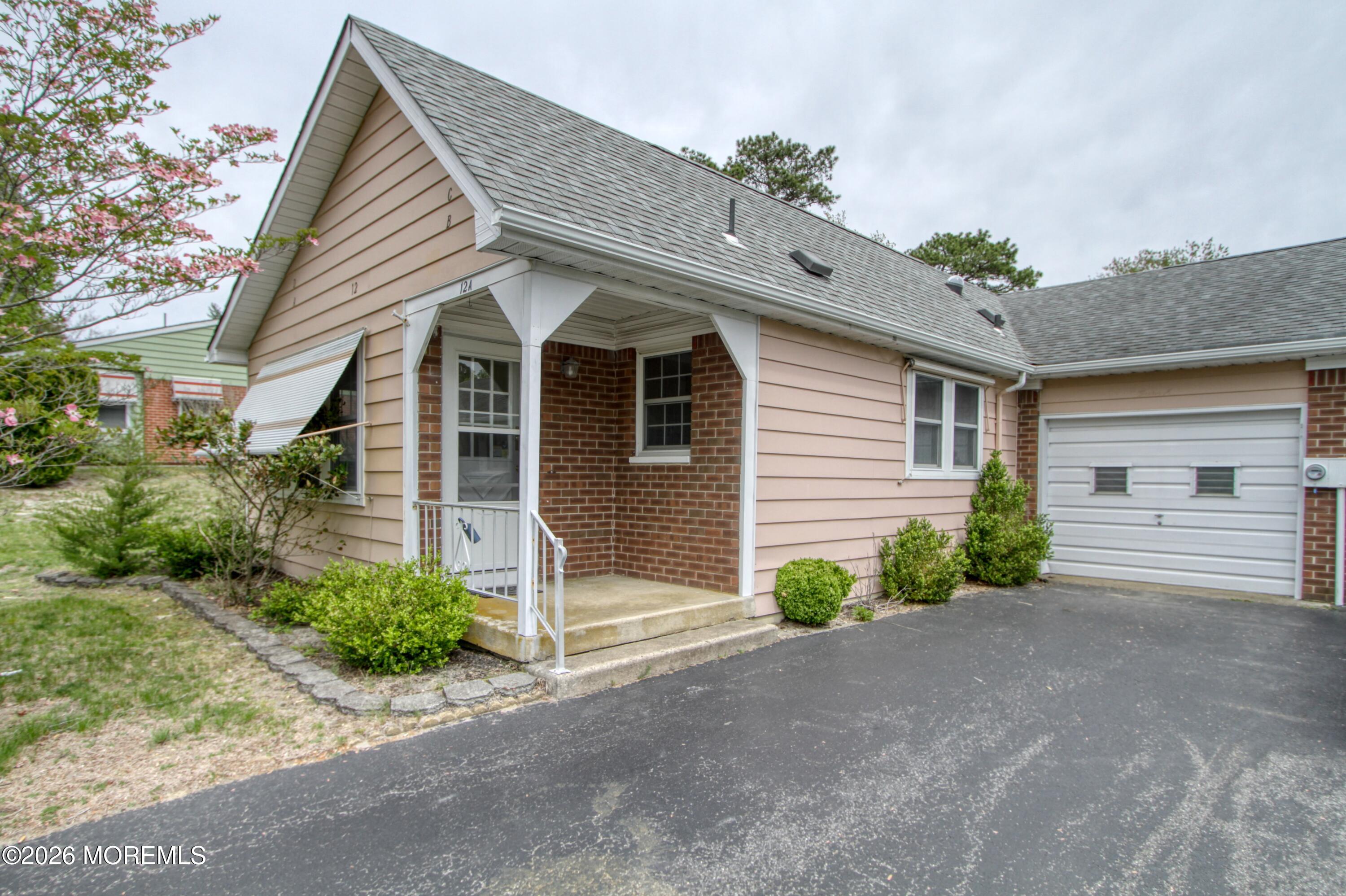 12 Moccasin Drive a — photo
