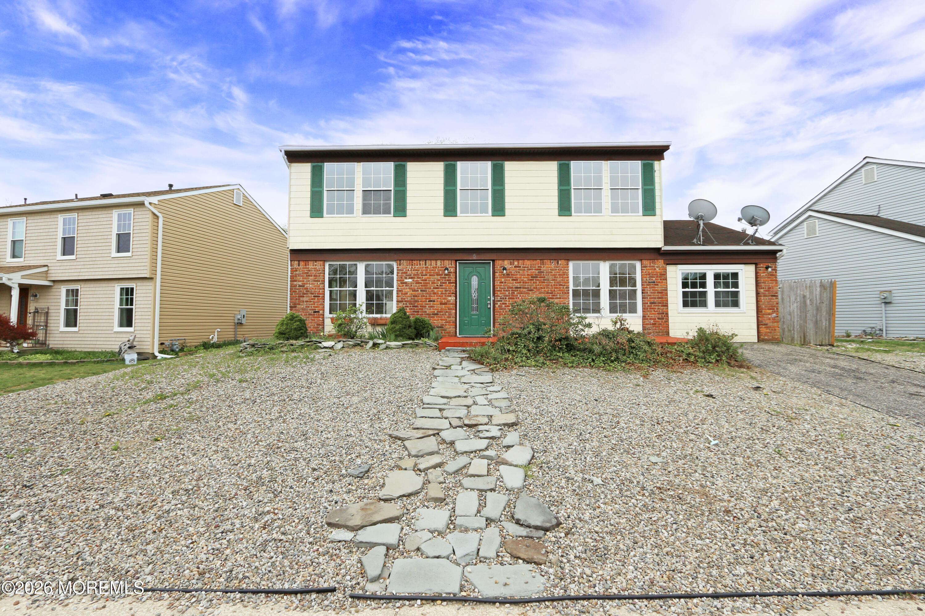 5 Compass Lane — photo