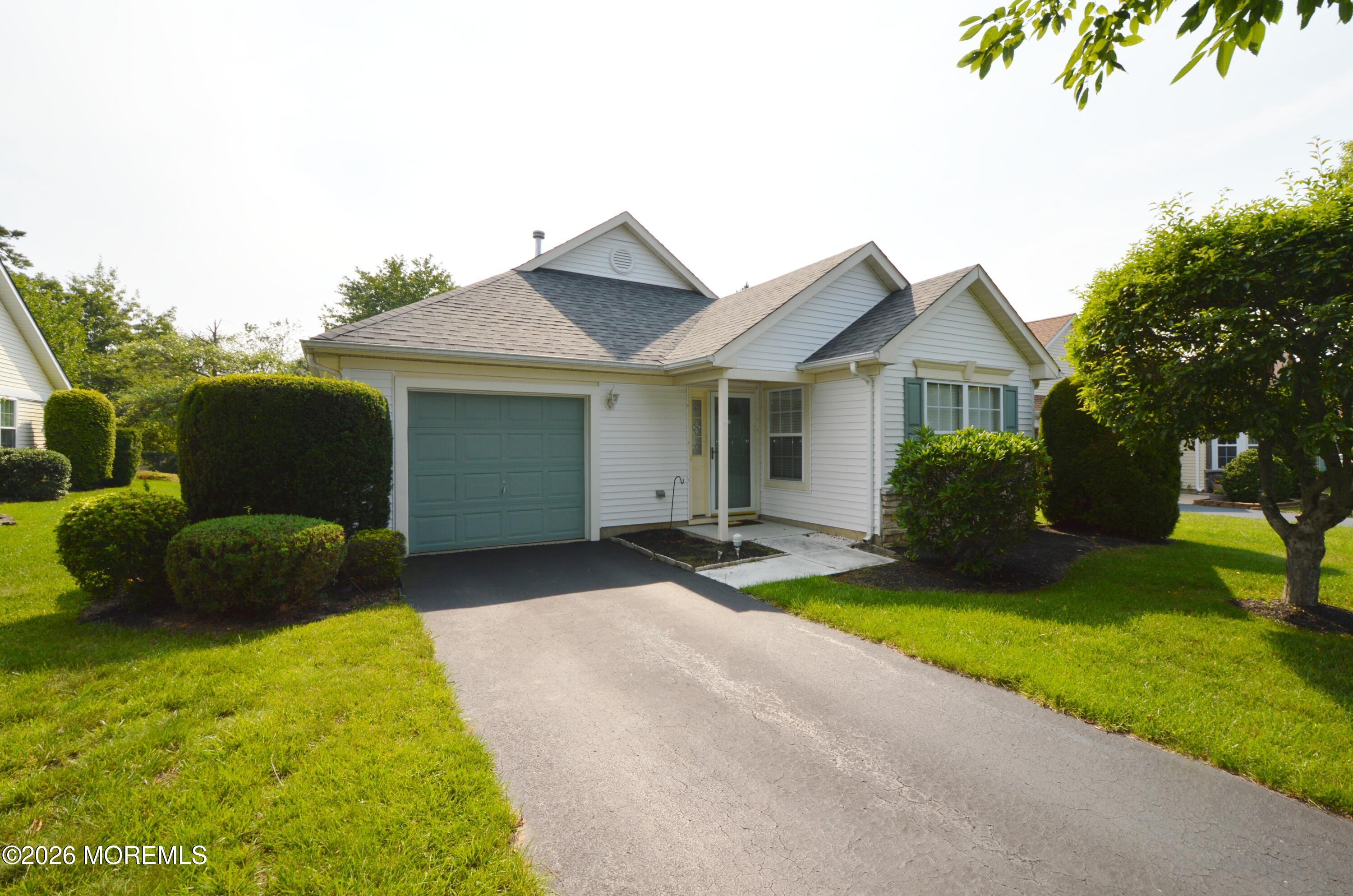 2654 Meadow Lake Drive — photo