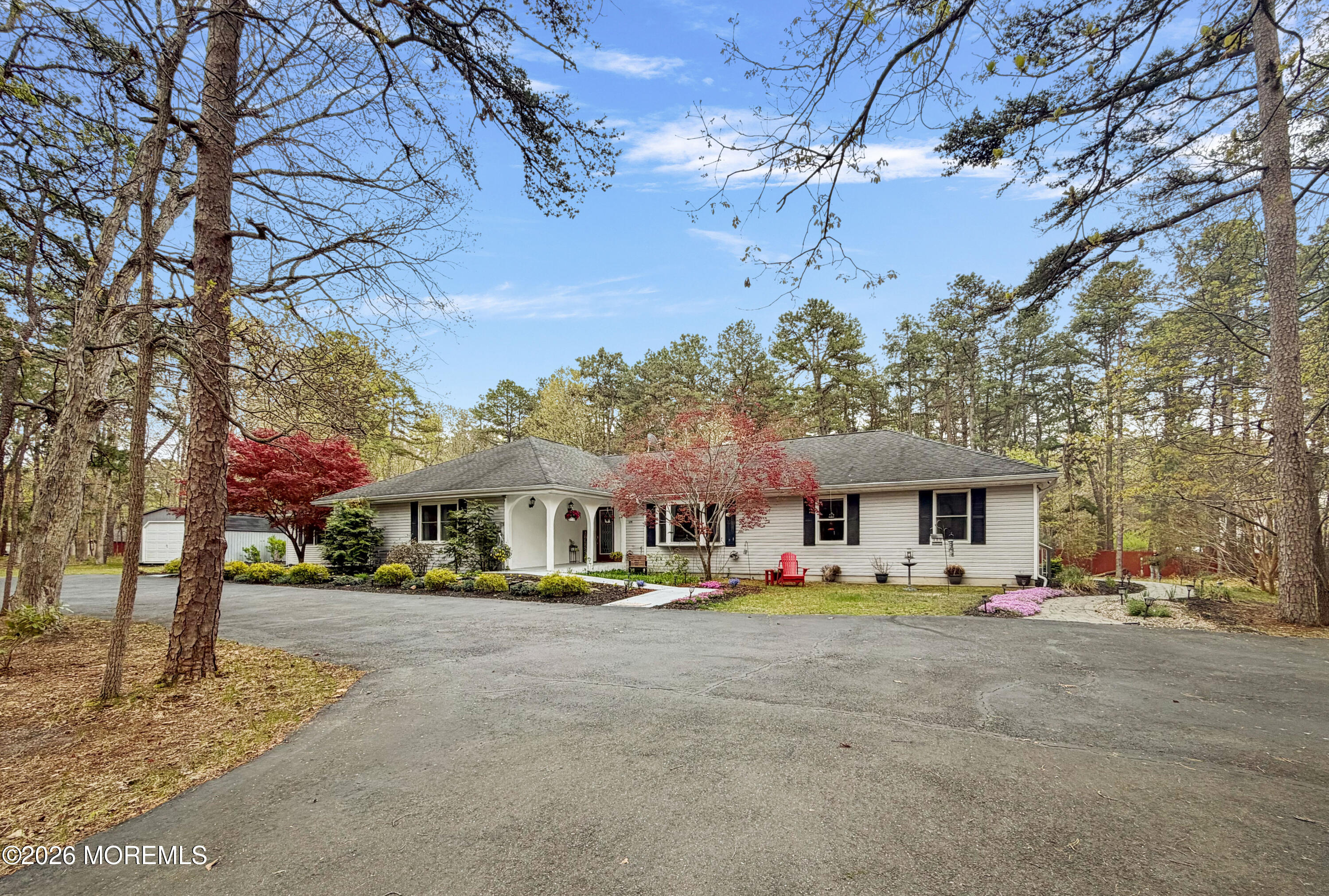 379 E Bird Village Road — photo