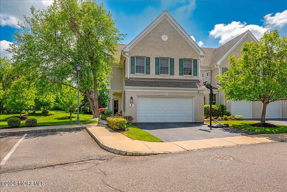 8 Fells Drive — photo