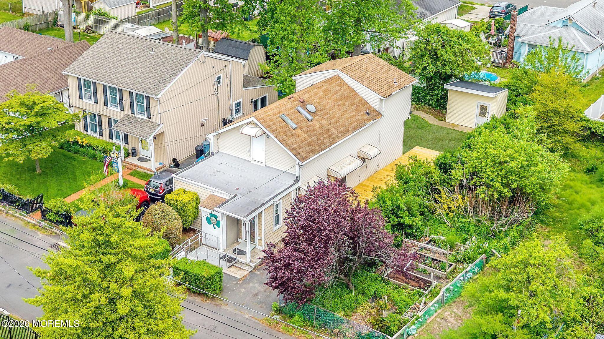 9 Holly Street — photo