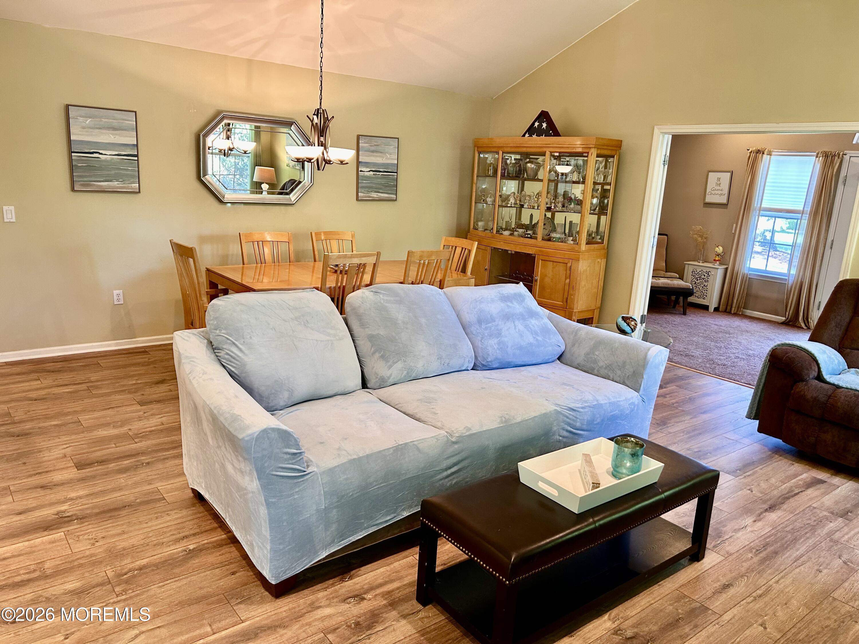 2752 Meadow Lake Drive — photo