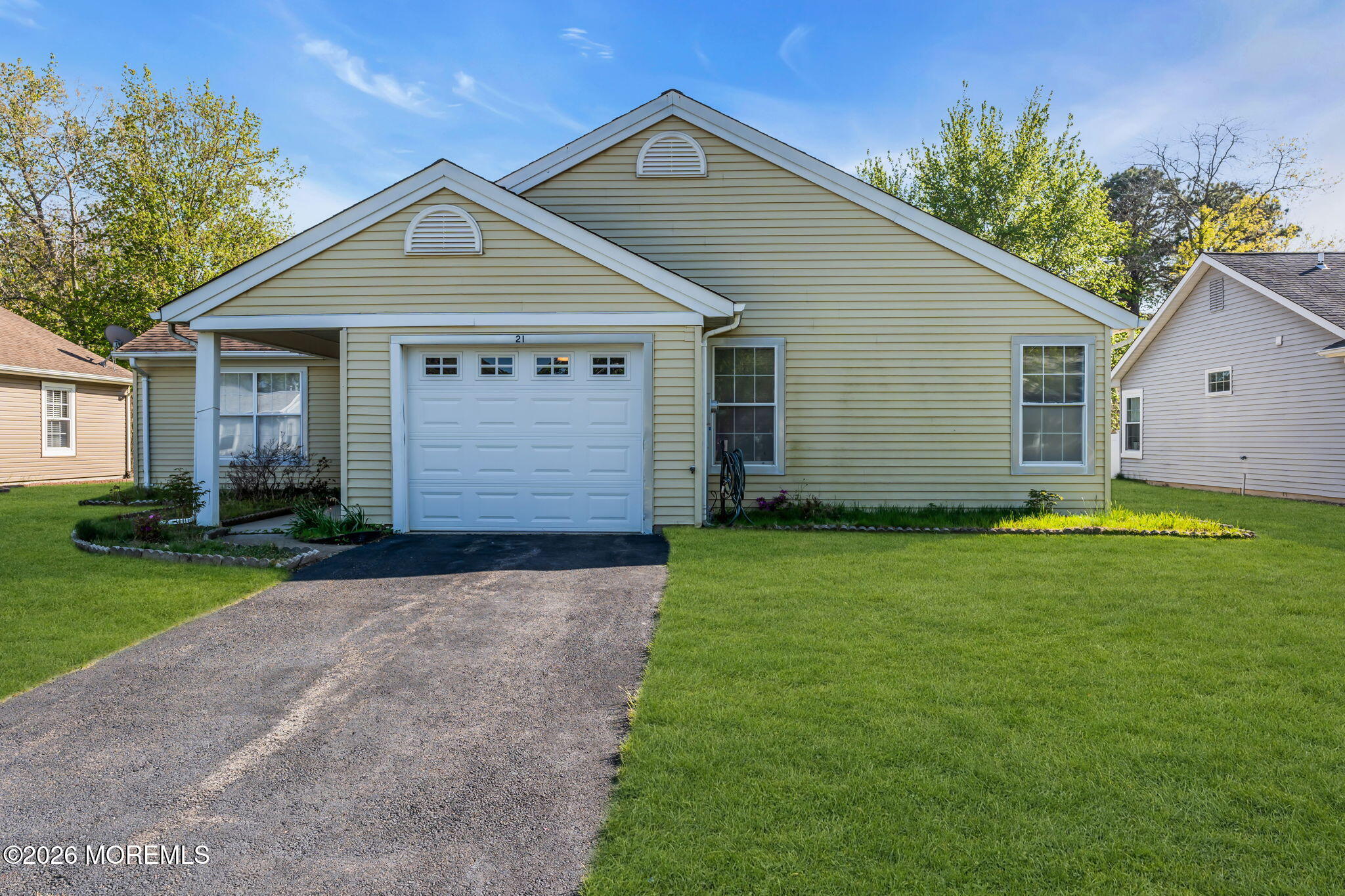 21 Hastings Drive — photo