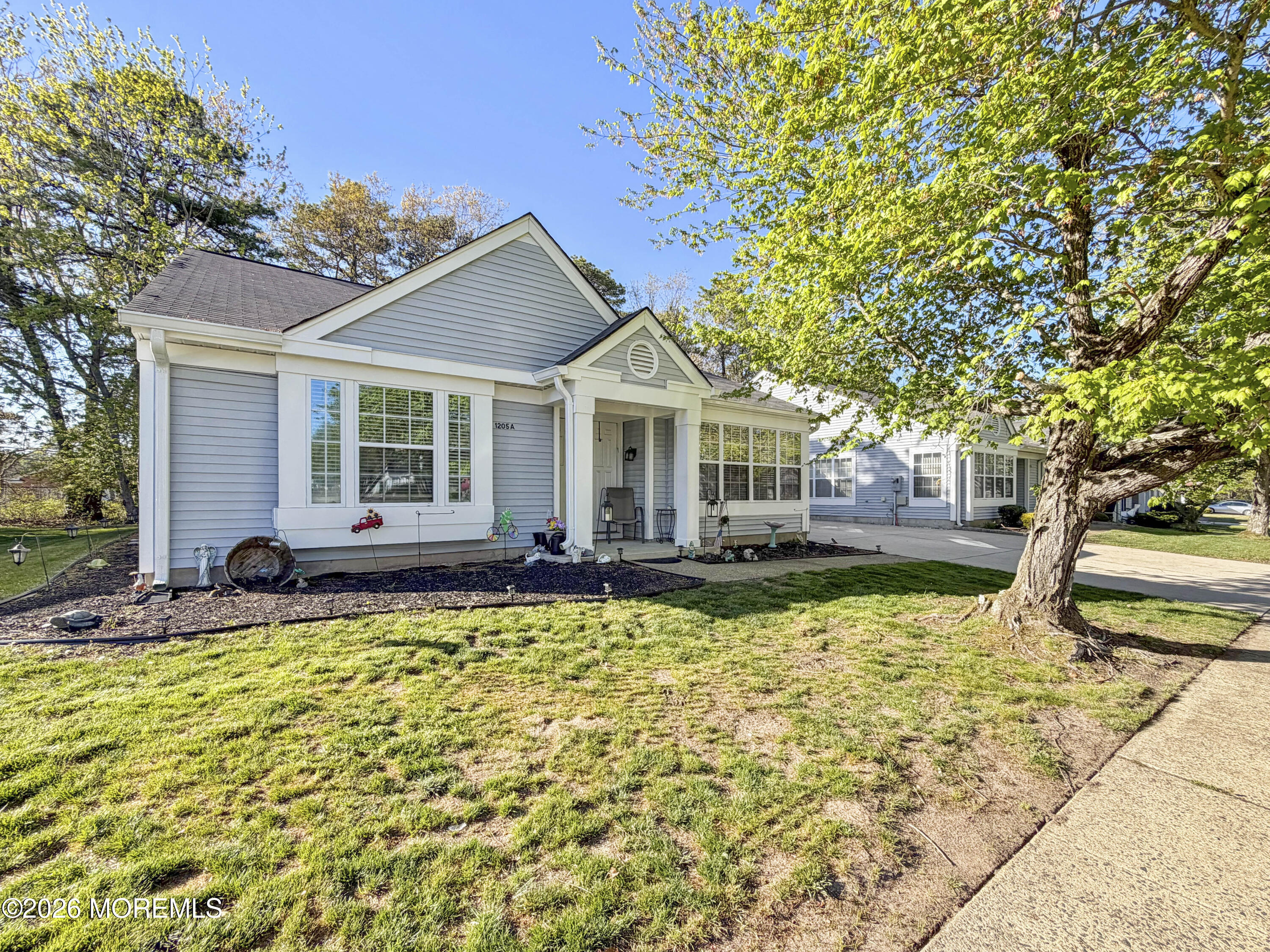 1205A Thornbury Lane — photo