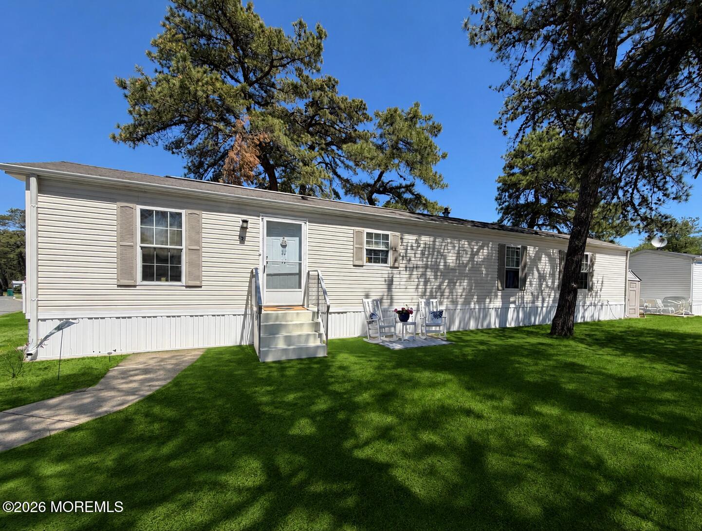 21 Bluebird Lane — photo