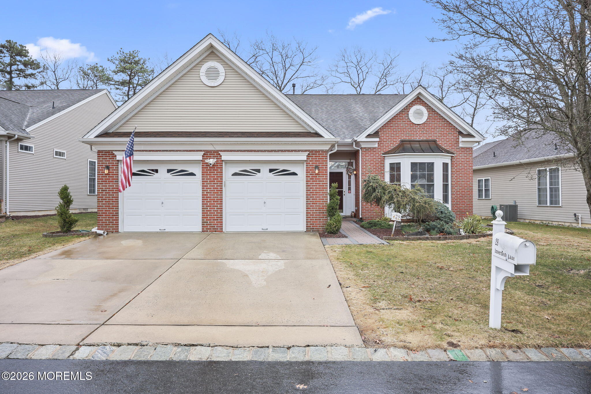 29 Inverness Lane — photo
