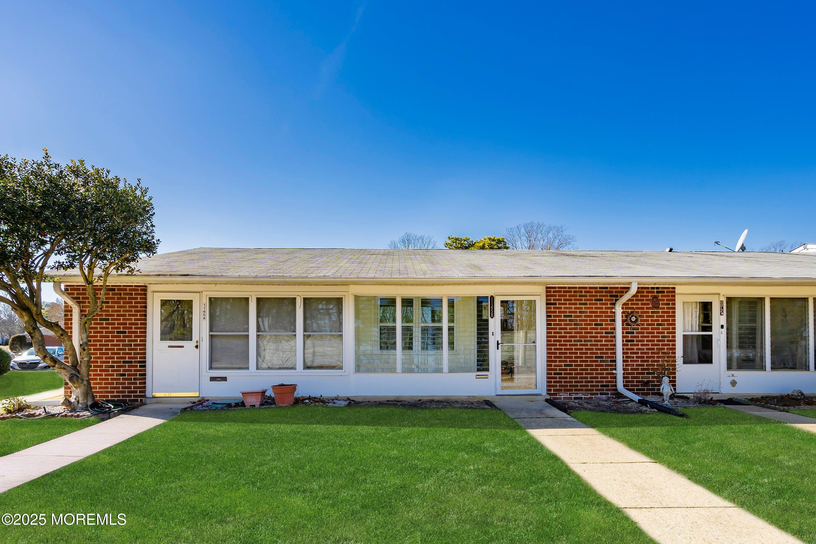 1145B Argyll Circle B — photo