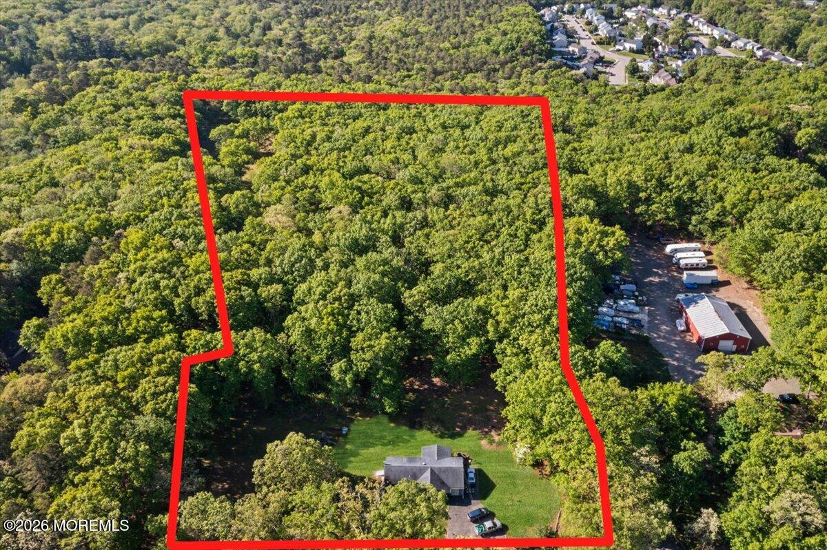 2550 Allenwood Lakewood Road — photo