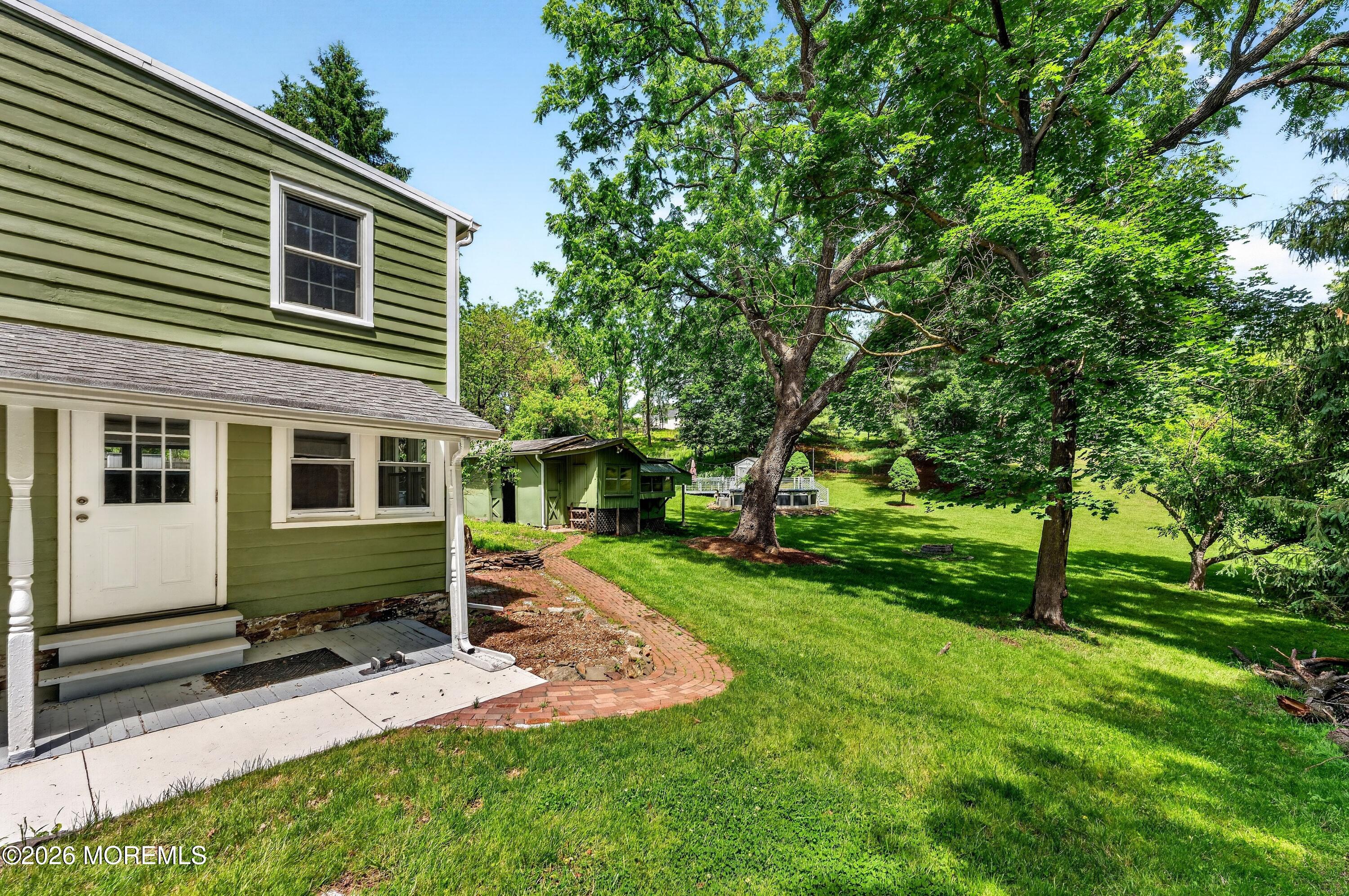 28 Old Clinton Road, Raritan Twp, NJ 08822 — photo 3