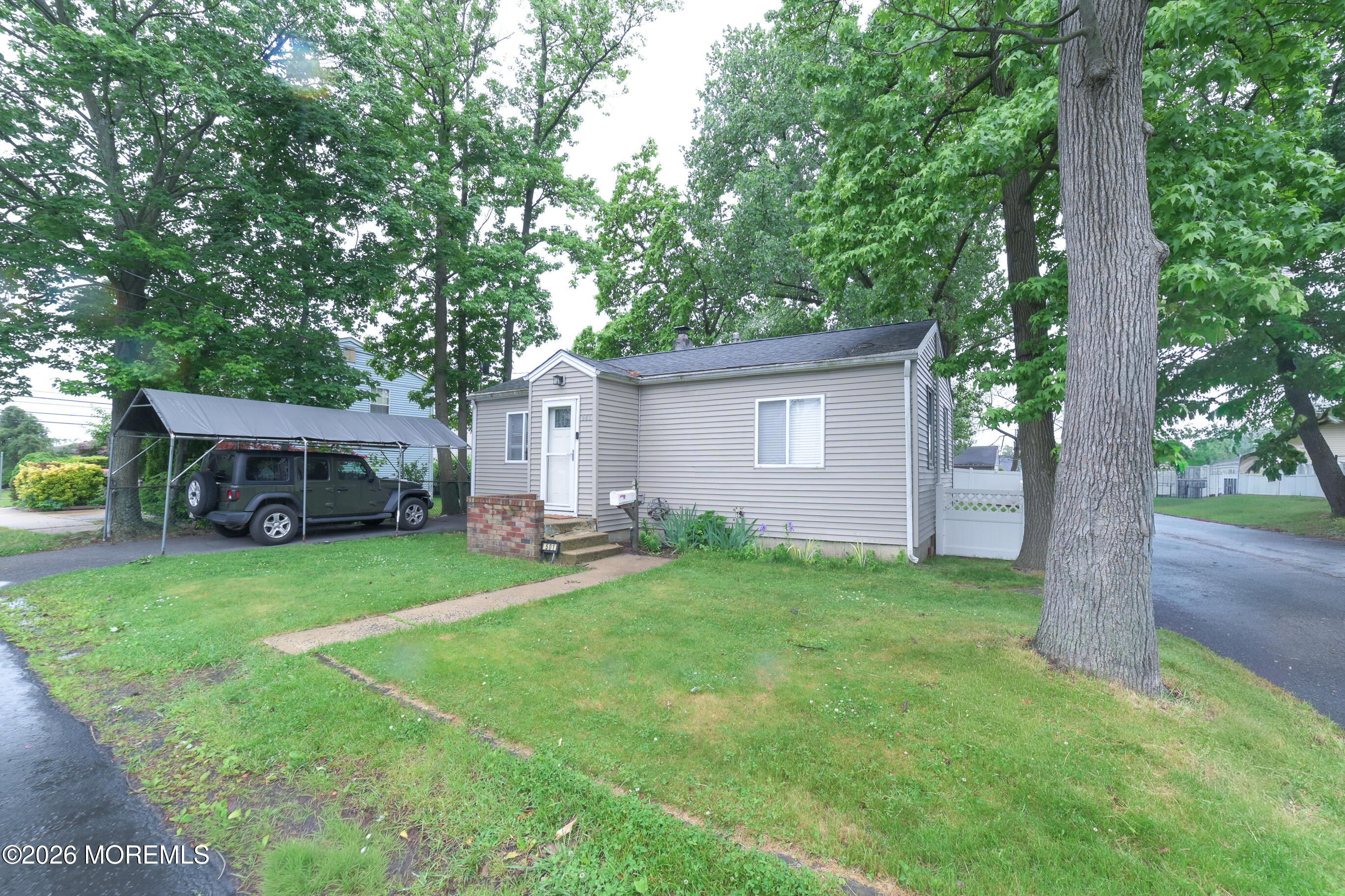 501 Gulden Street — photo