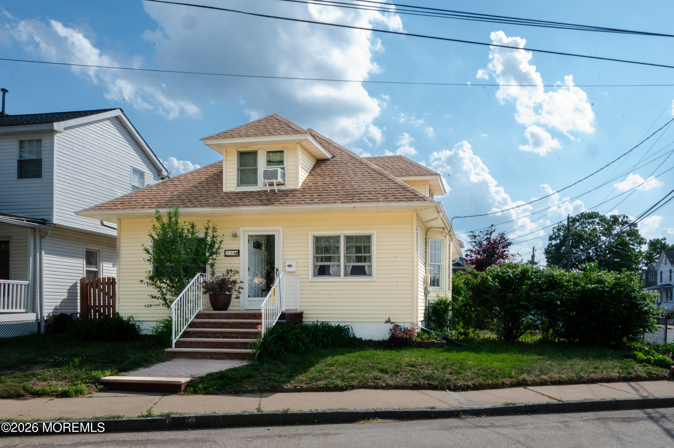 38 Walnut Street — photo