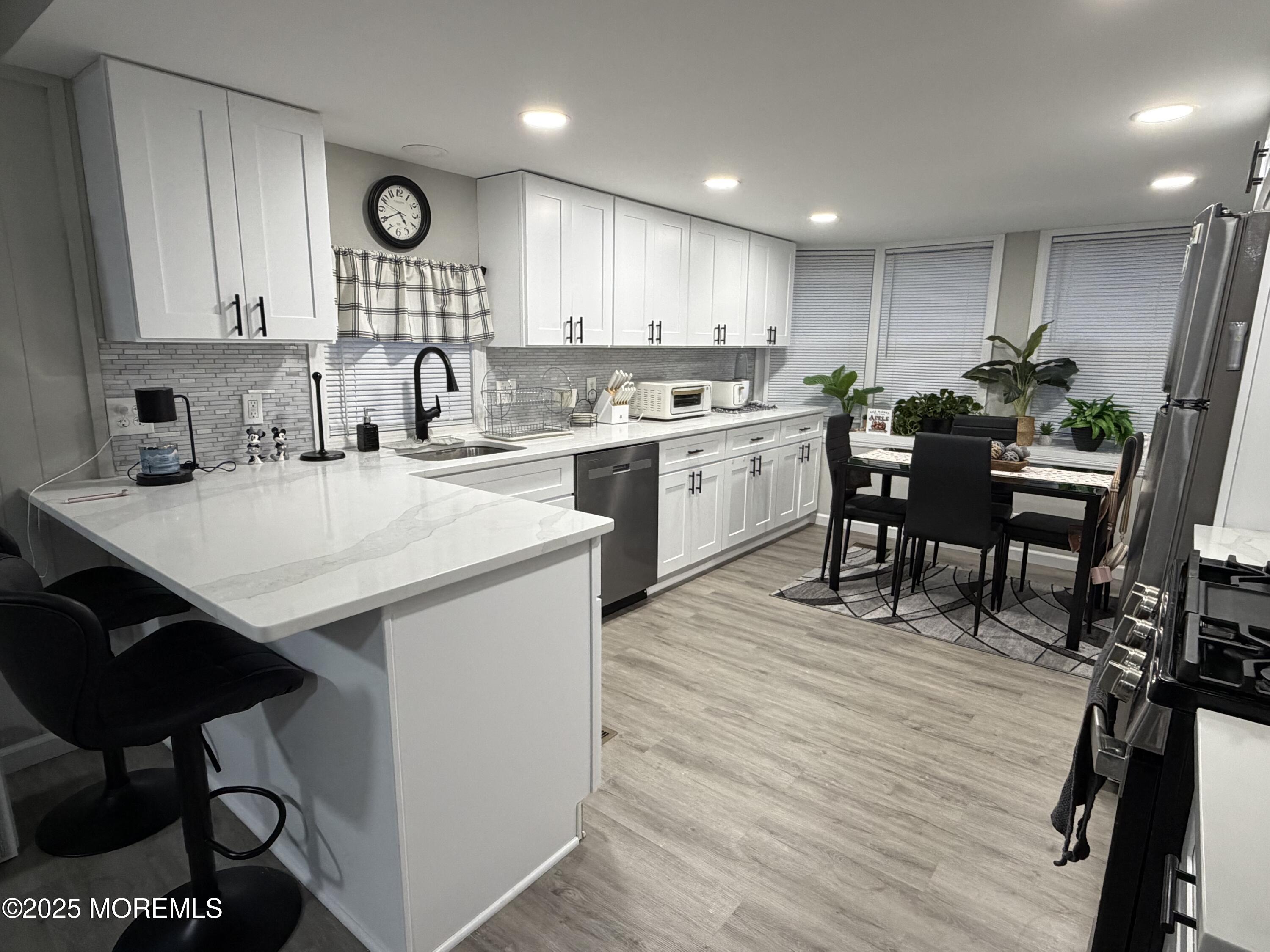 9 Alissa Terrace — photo