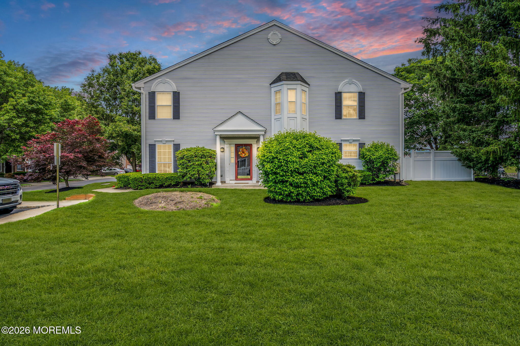 16 Sunningdale Circle — photo