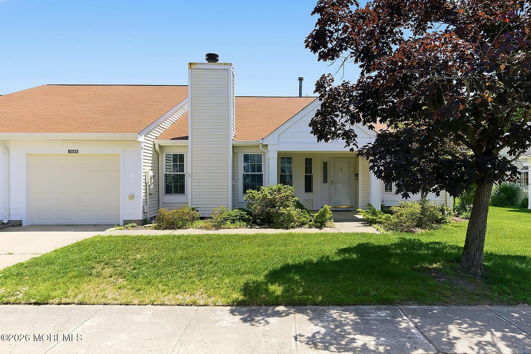 1188B Thornbury Lane — photo