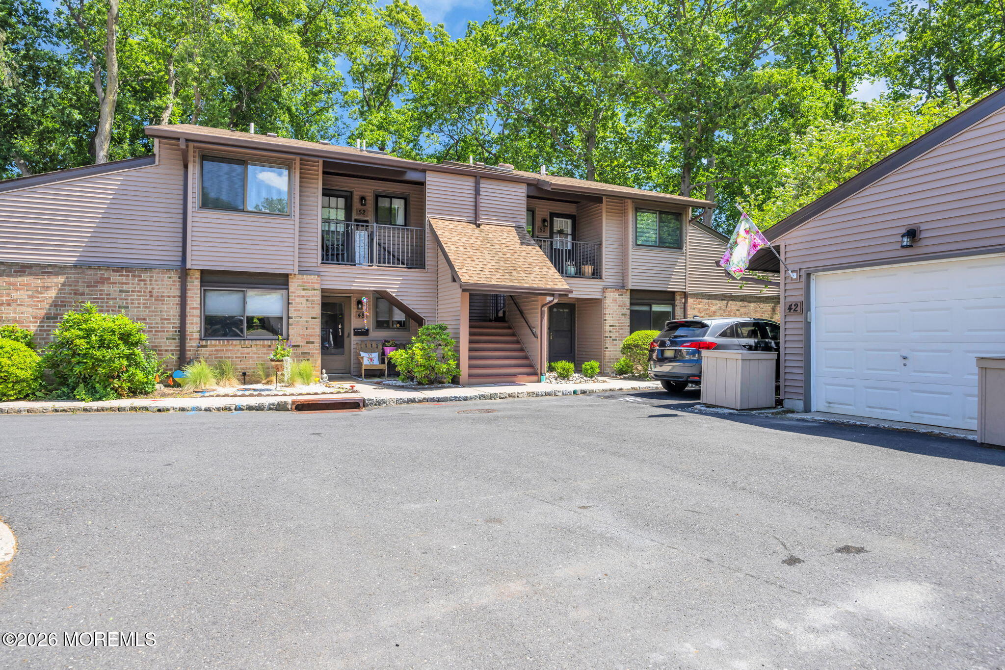 46 Friendship Court — photo