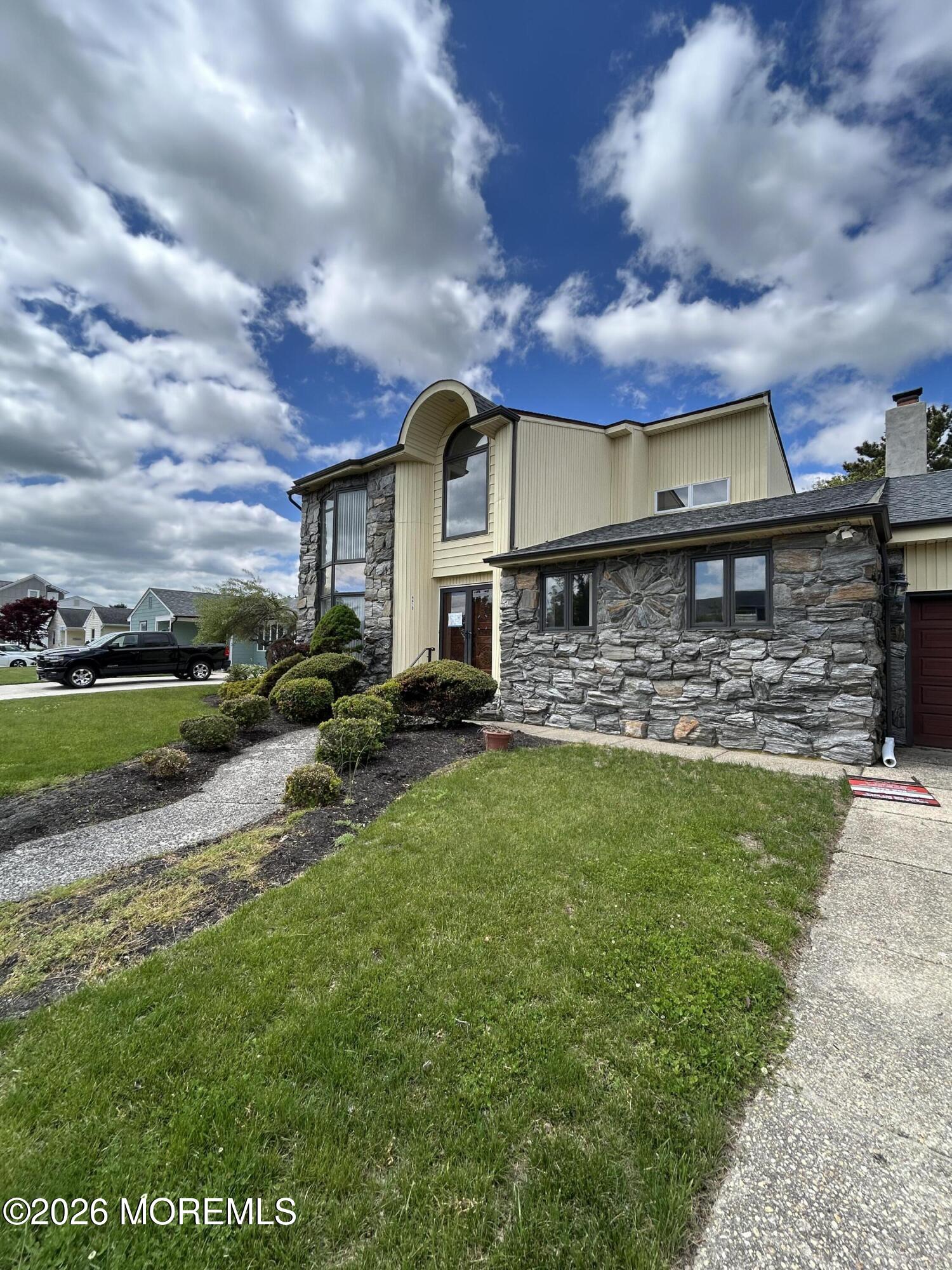4413 Harbor Beach Boulevard — photo