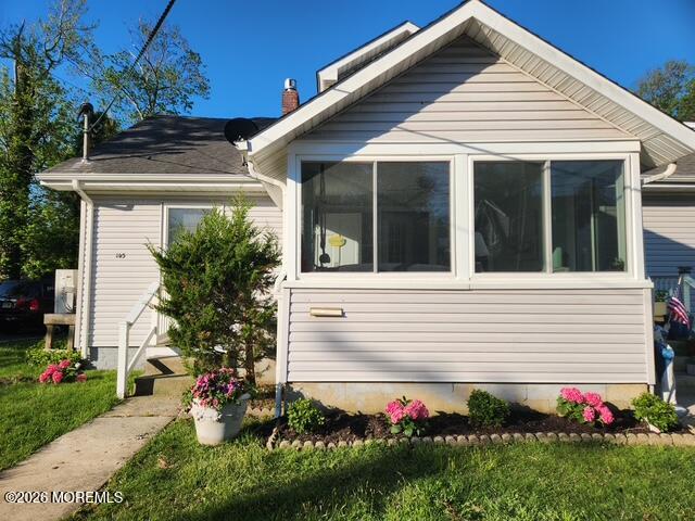 143 Osborne Avenue B — photo