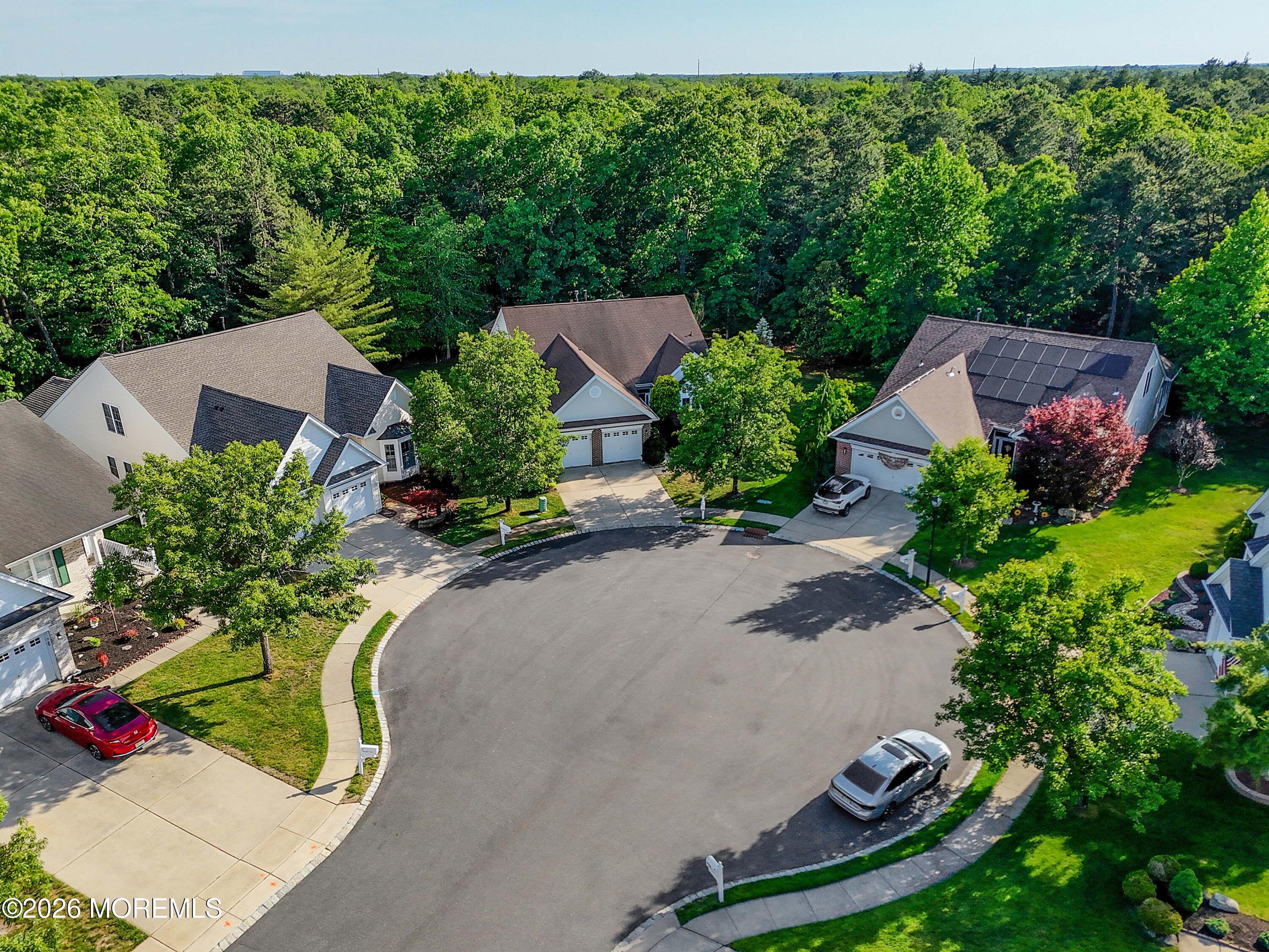 7 Oakhill Court — photo
